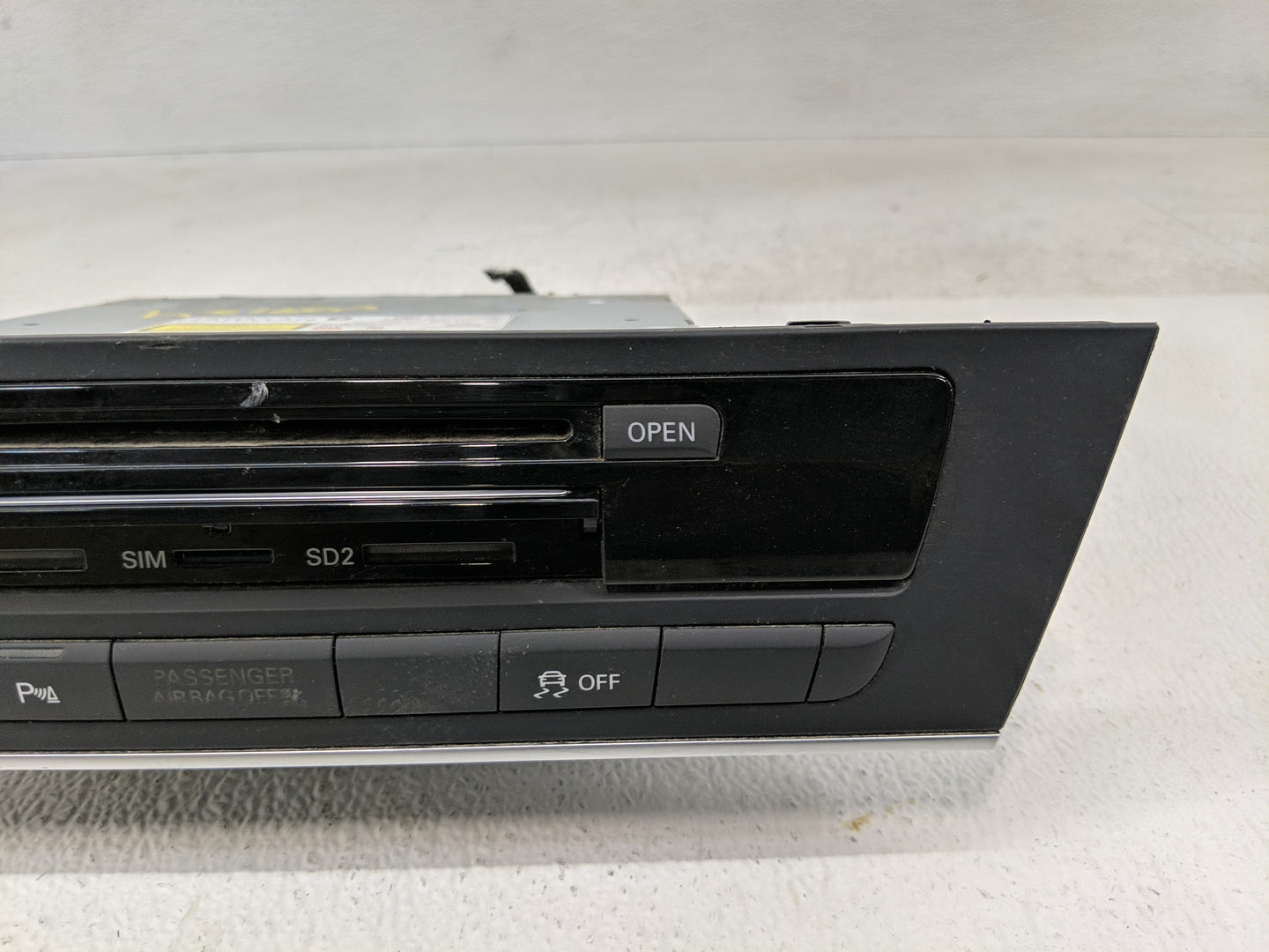2012-2015 Audi A6 Radio AM FM Cd Player Receiver Replacement Fits Fits 2012 2013 2014 2015 OEM Used Auto Parts - Oemusedauto
