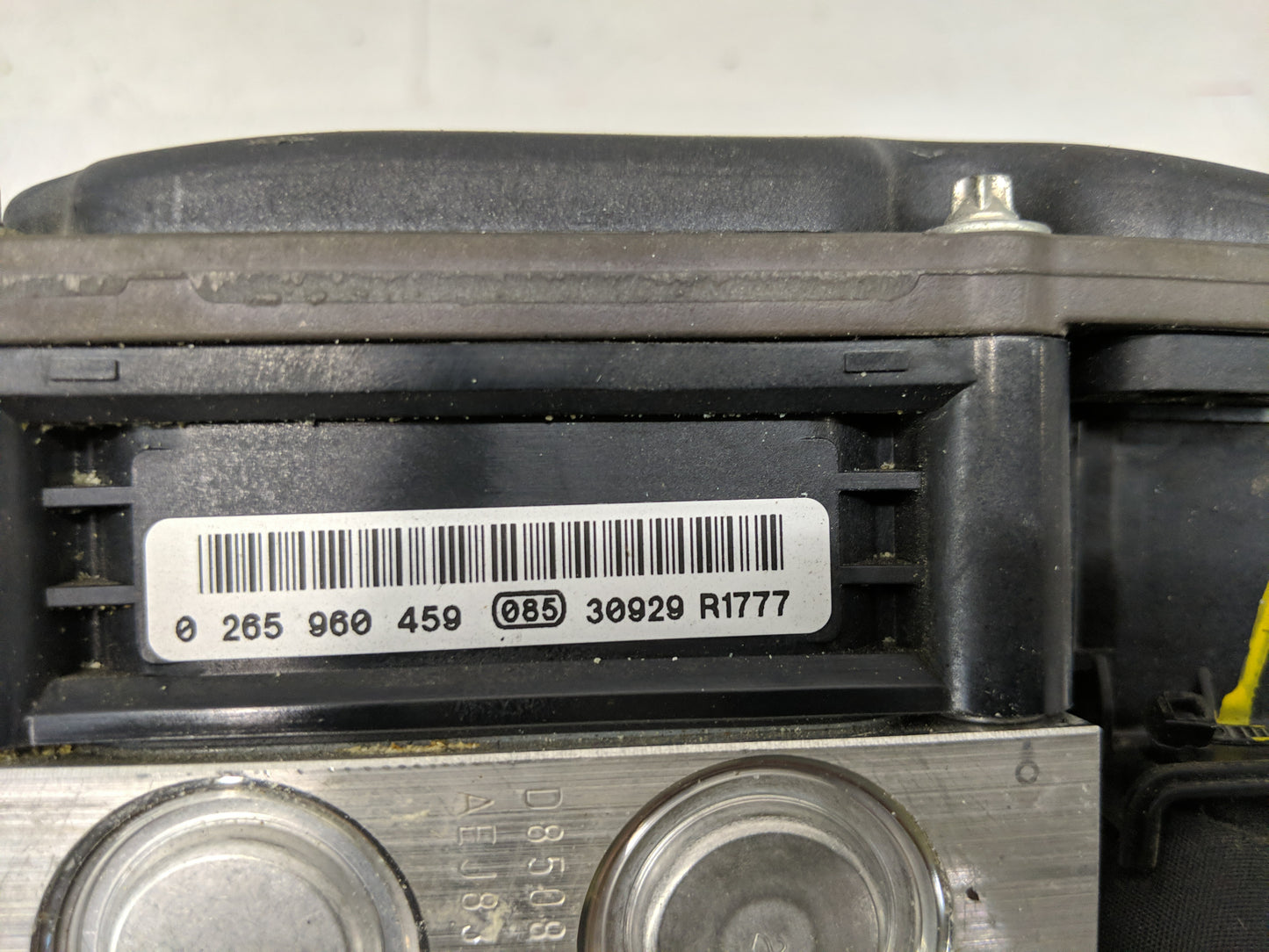 2014-2015 Audi A6 ABS Pump Control Module Replacement P/N:4G0 907 379 L Fits Fits 2014 2015 OEM Used Auto Parts - Oemusedaut