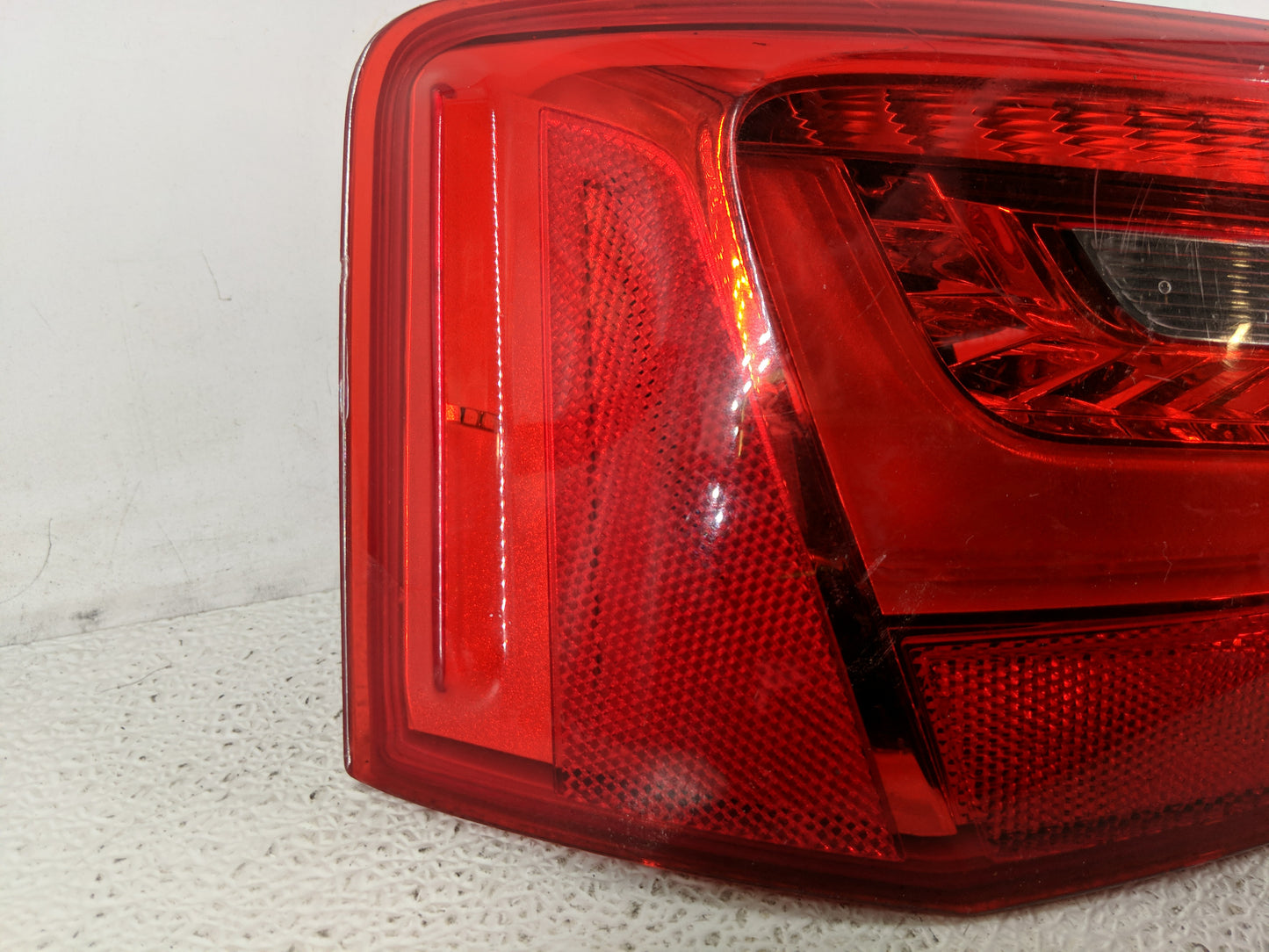 2012-2015 Audi A6 Tail Light Assembly Driver Left OEM P/N:89107343 89107345 Fits Fits 2012 2013 2014 2015 OEM Used Auto Part