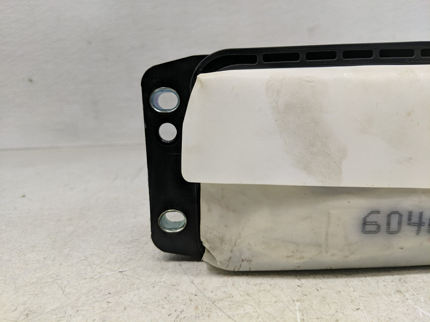 2012-2015 Audi A6 Air Bag Passenger Right Knee OEM P/N:4G8 880 842 A Fits Fits 2012 2013 2014 2015 OEM Used Auto Parts - Oem