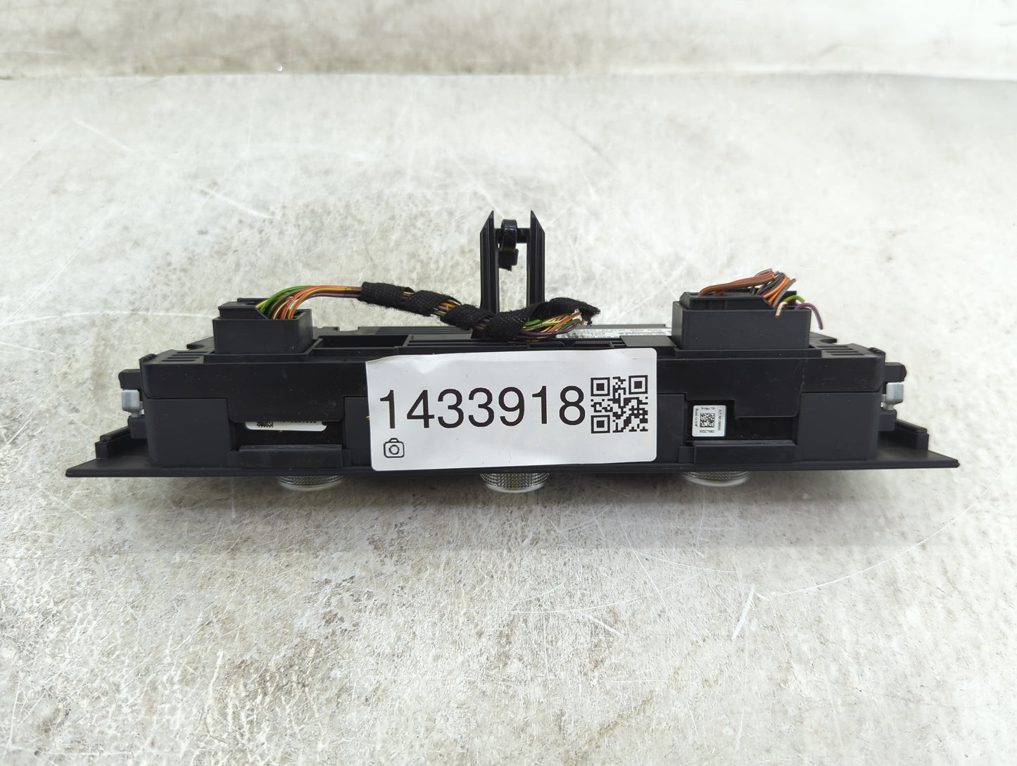 2012-2017 Audi A6 Climate Control Module Temperature AC/Heater Replacement P/N:4G0820043AQ A2C85164300 Fits OEM Used Auto Pa