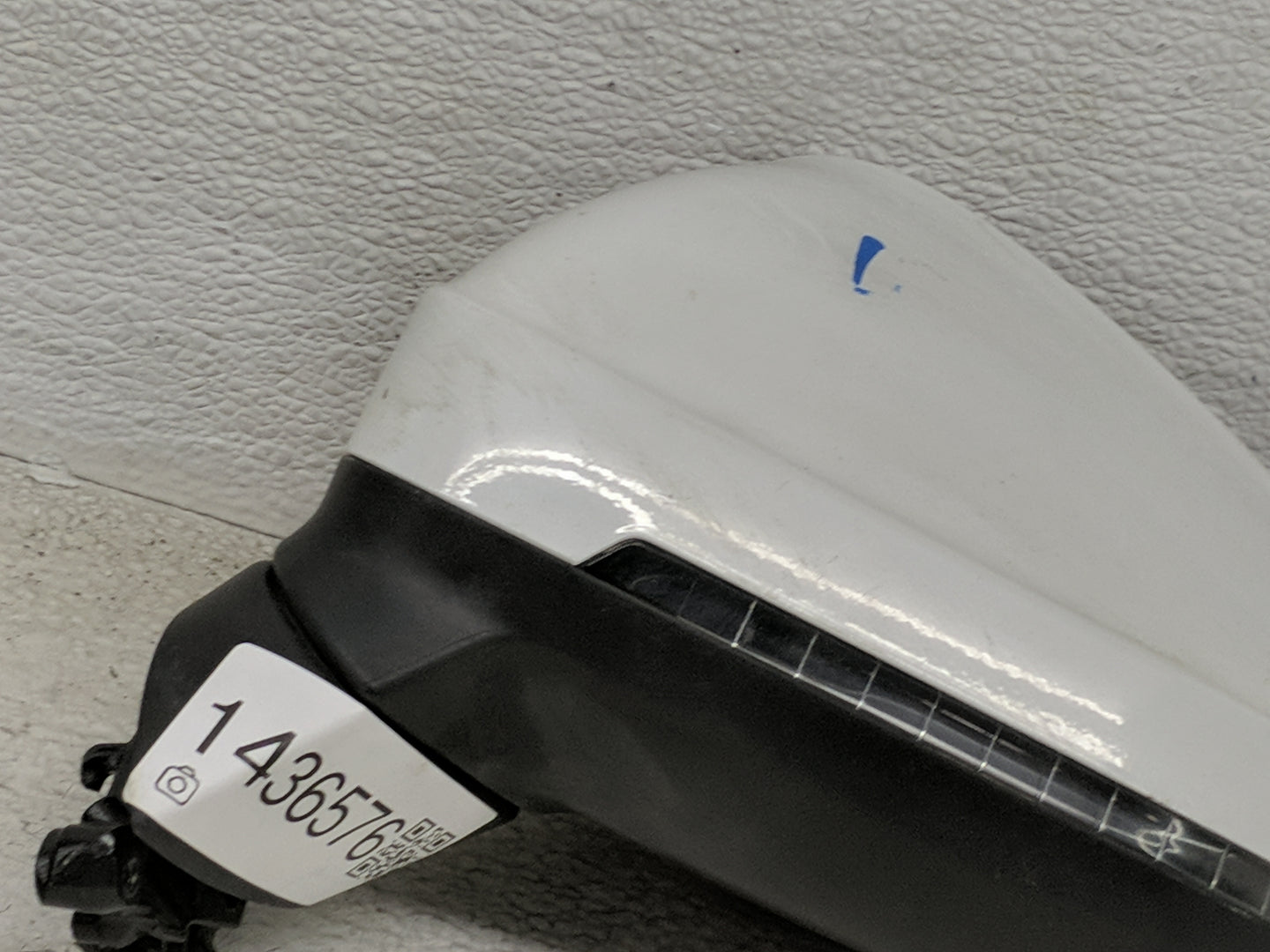 2014-2018 Audi A6 Driver Side View Mirror - Left Door Mirror OEM Used - Oemusedautoparts1.com