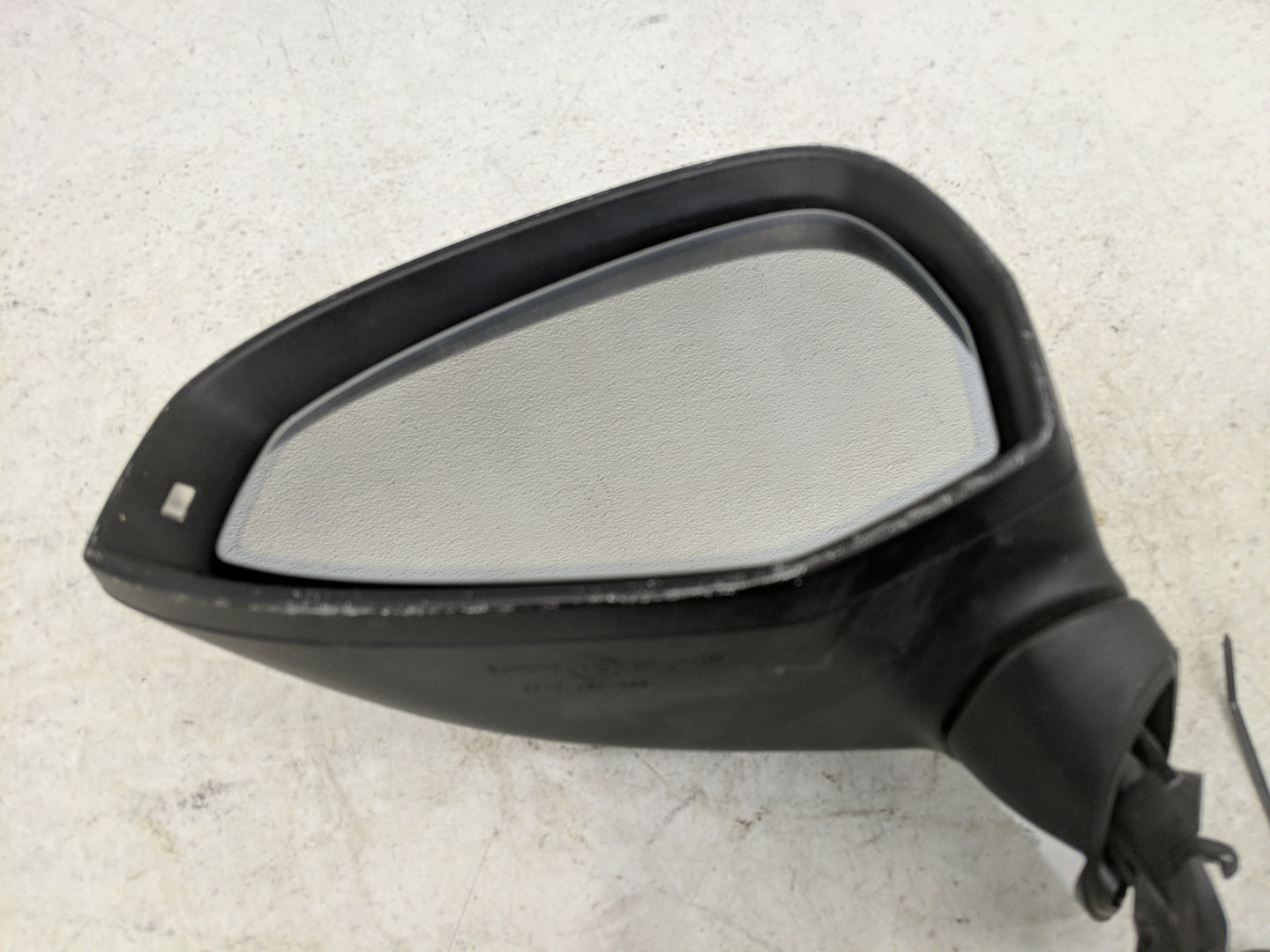 2014-2018 Audi A6 Driver Side View Mirror - Left Door Mirror OEM Used - Oemusedautoparts1.com