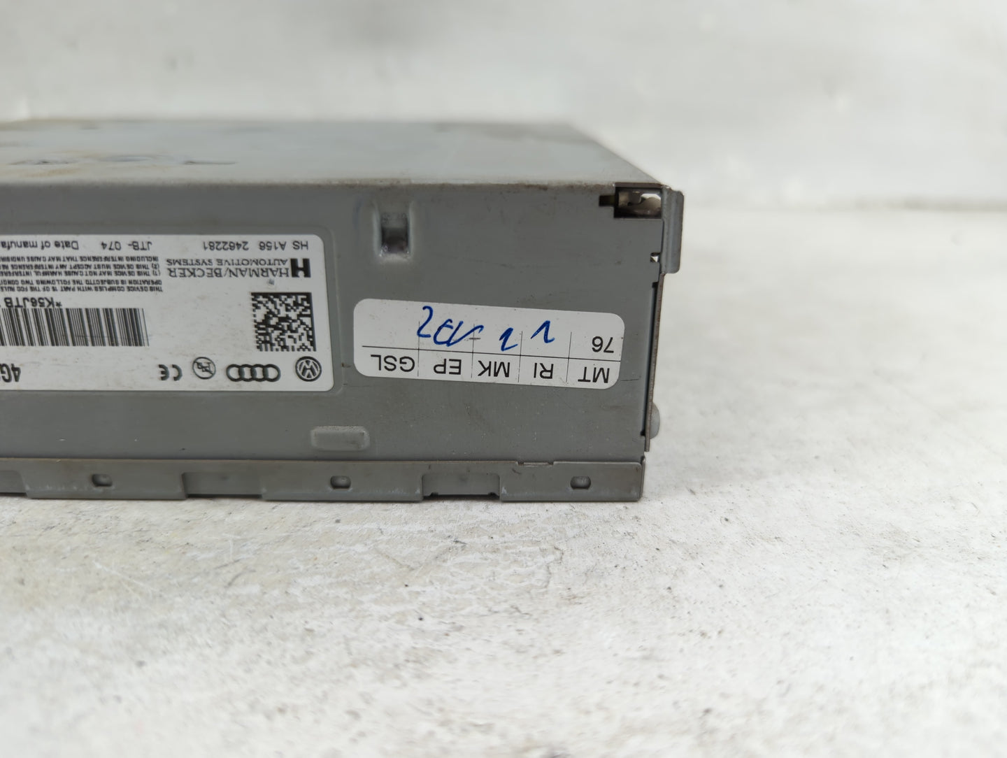 2012-2015 Audi A6 Radio AM FM Cd Player Receiver Replacement P/N:4G0035082G 4G0035082 Fits OEM Used Auto Parts - Oemusedauto