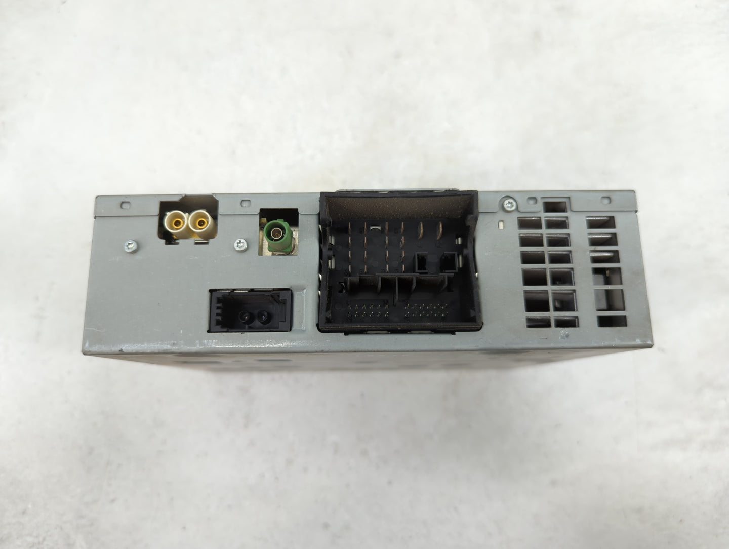 2012-2015 Audi A6 Radio AM FM Cd Player Receiver Replacement P/N:4G0035082G 4G0035082 Fits OEM Used Auto Parts - Oemusedauto