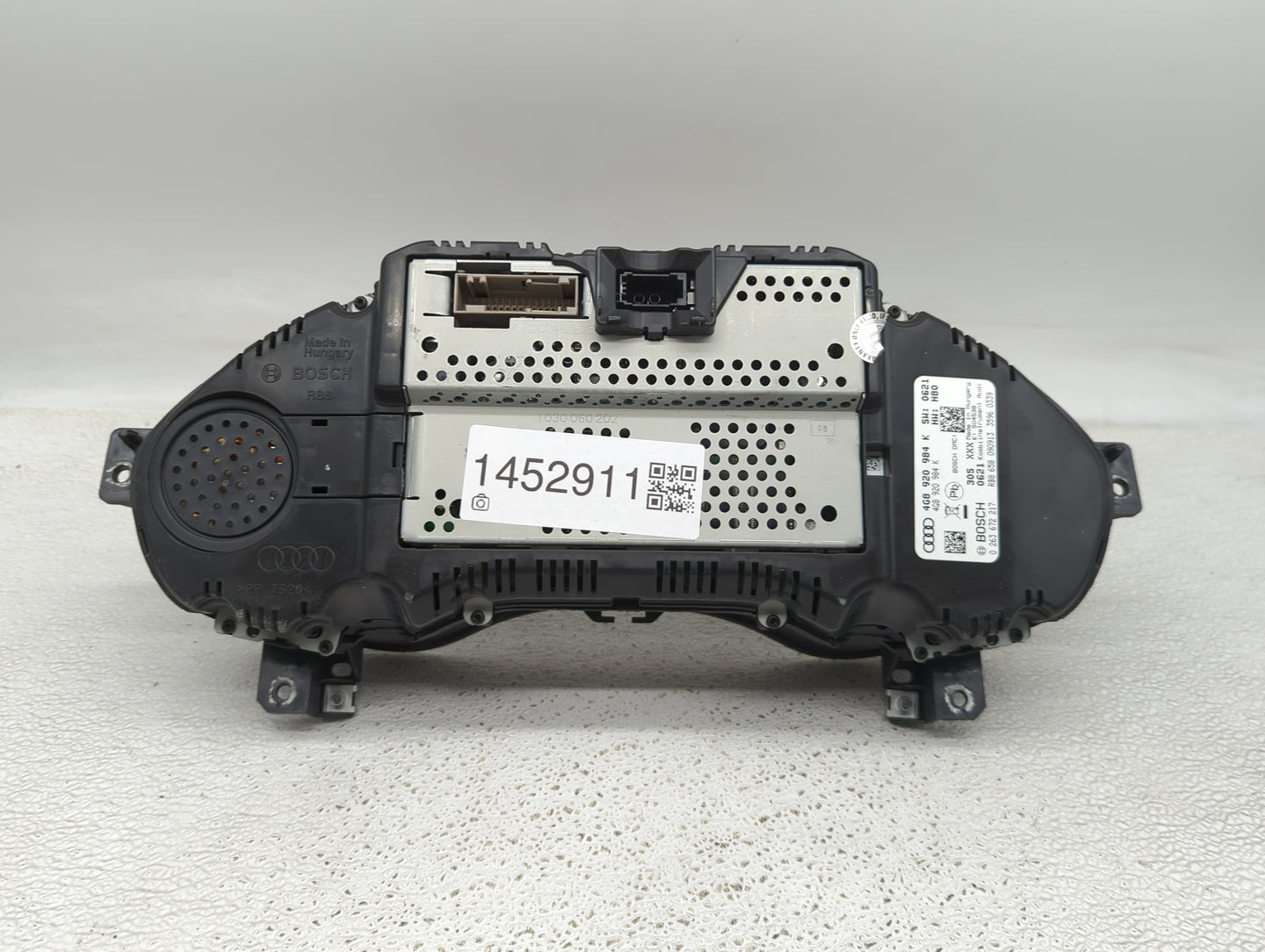 2014-2015 Audi A6 Instrument Cluster Speedometer Gauges P/N:4G8920984K 0263672217 Fits Fits 2014 2015 OEM Used Auto Parts - 