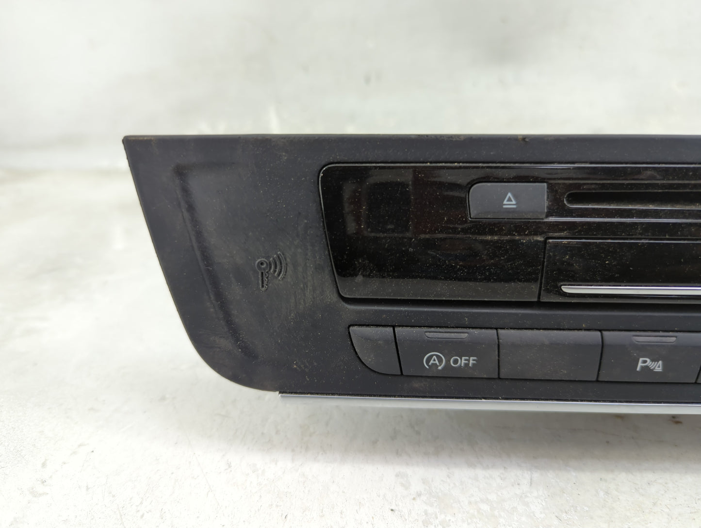 2012-2015 Audi A6 Radio AM FM Cd Player Receiver Replacement P/N:005WWDA0303 AD10-0169005 Fits Fits 2012 2013 2014 2015 OEM 