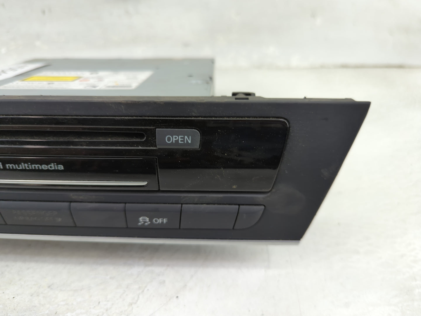 2012-2015 Audi A6 Radio AM FM Cd Player Receiver Replacement P/N:005WWDA0303 AD10-0169005 Fits Fits 2012 2013 2014 2015 OEM 