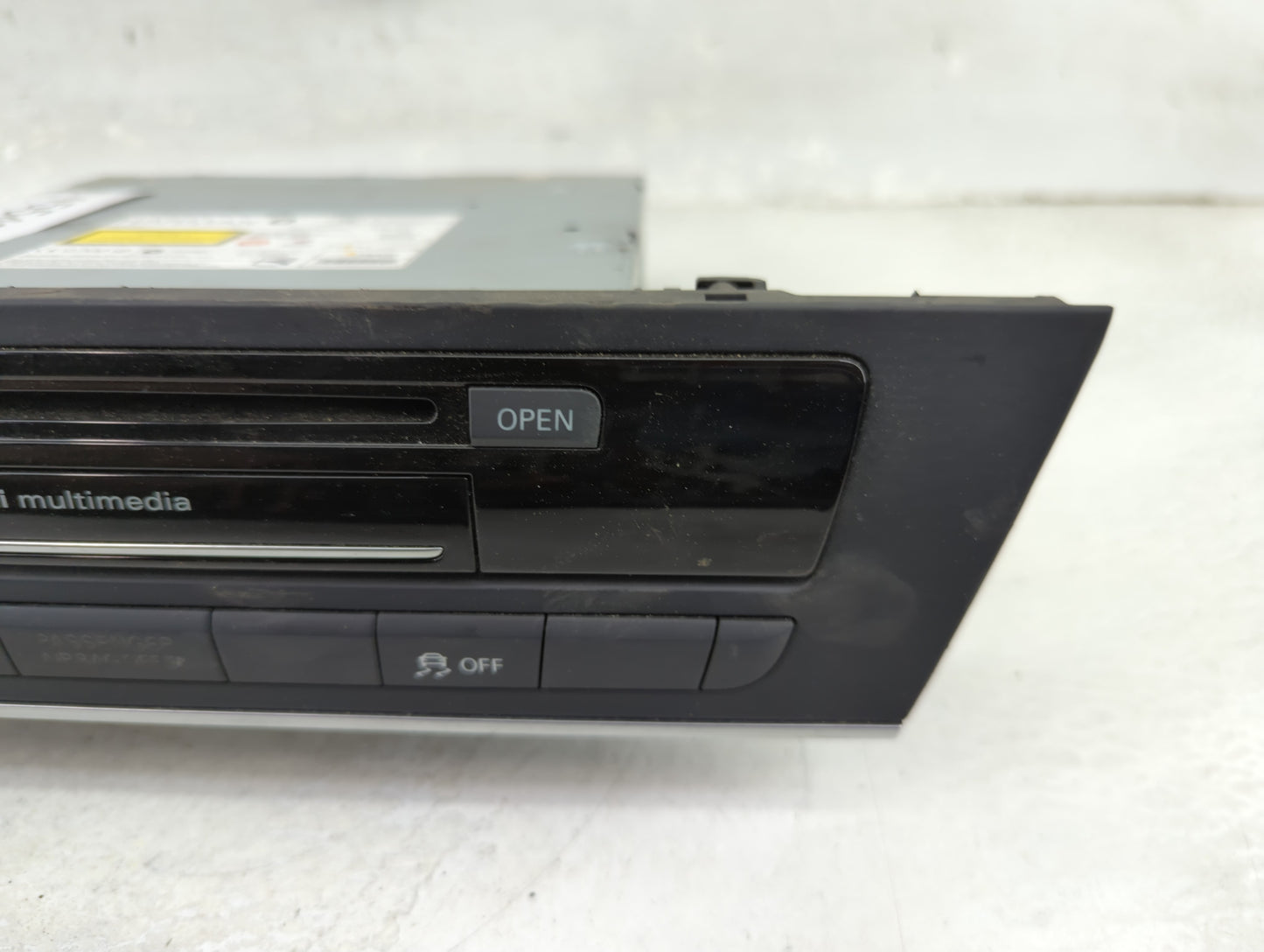 2012-2015 Audi A6 Radio AM FM Cd Player Receiver Replacement P/N:005WWDA0303 AD10-0169005 Fits Fits 2012 2013 2014 2015 OEM 