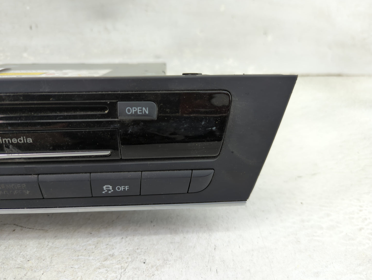 2012-2015 Audi A6 Radio AM FM Cd Player Receiver Replacement Fits Fits 2012 2013 2014 2015 OEM Used Auto Parts - Oemusedauto