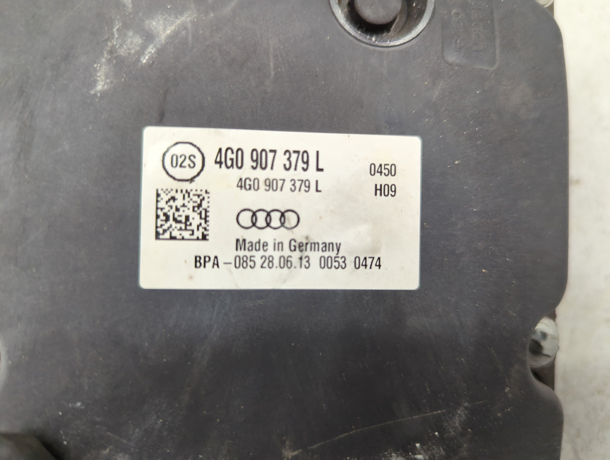 2014-2015 Audi A6 Anti-Lock Brake ABS Pump Module Actuator OEM P/N:4G0 907 379 L Fits Fits 2014 2015 OEM Used Auto Parts - O