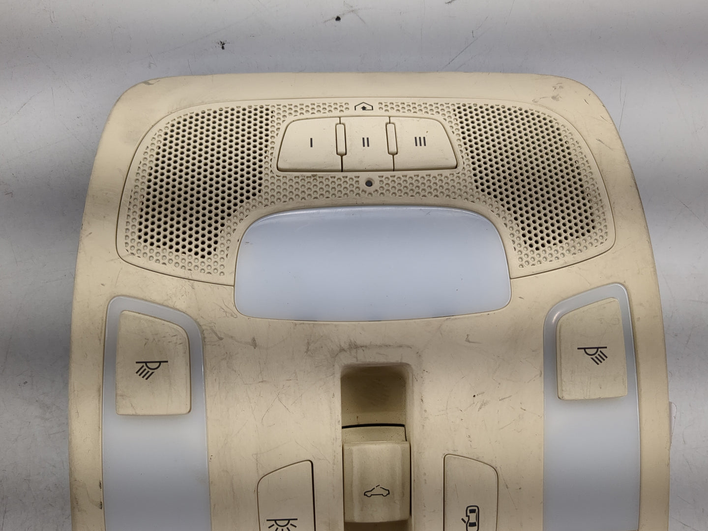 2014 Audi A6 Overhead Roof Console - Oemusedautoparts1.com