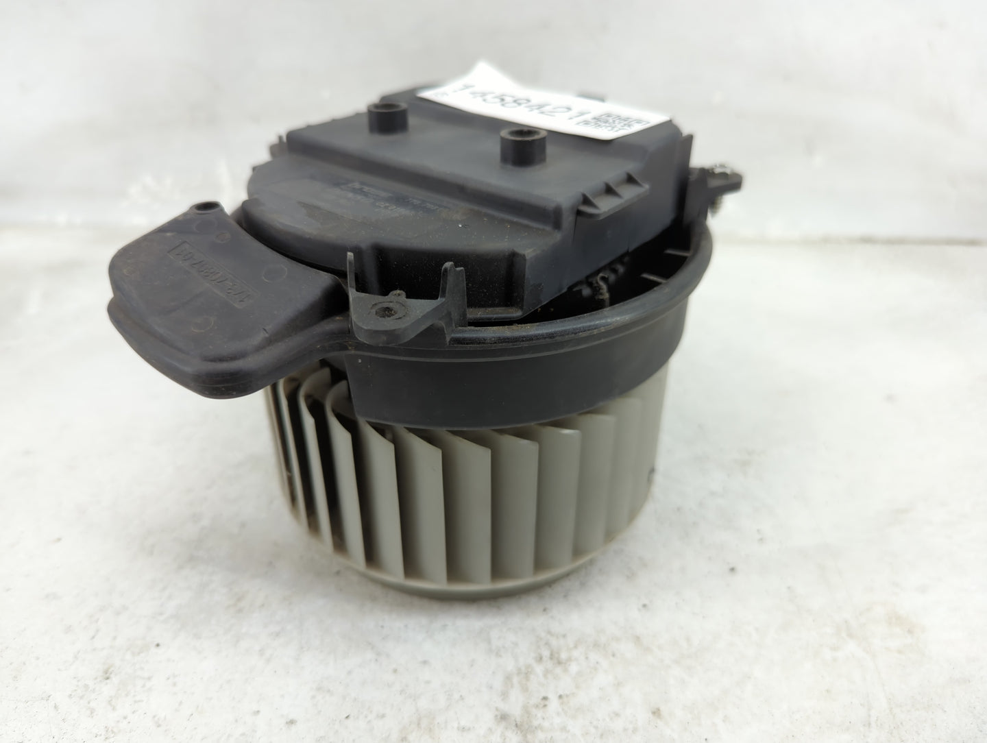 2012-2018 Audi A6 Heater AC Blower Motor P/N:773.7081 4H1820021B Fits Fits 2011 2012 2013 2014 2015 2016 2017 2018 OEM Used 