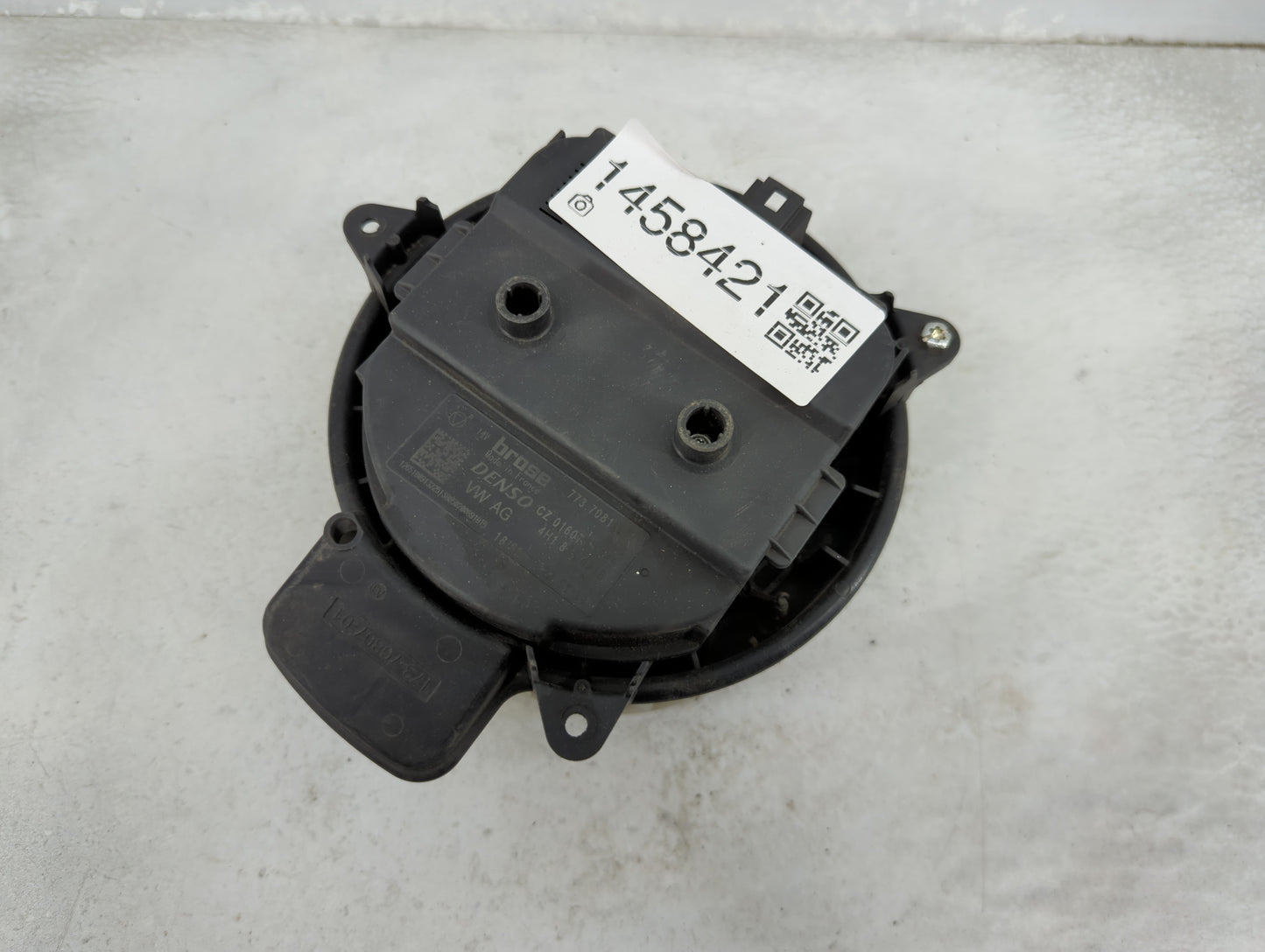 2012-2018 Audi A6 Heater AC Blower Motor P/N:773.7081 4H1820021B Fits Fits 2011 2012 2013 2014 2015 2016 2017 2018 OEM Used 