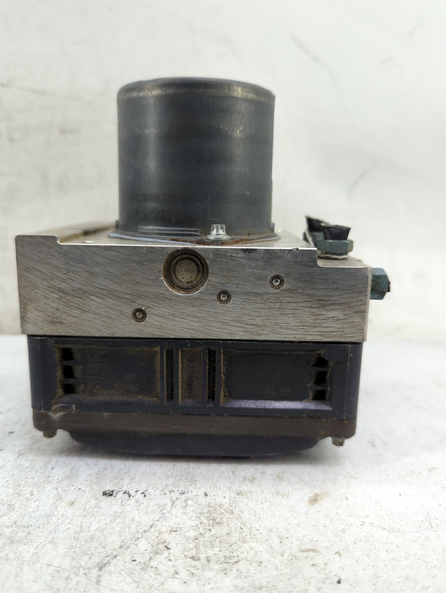 2014-2015 Audi A6 ABS Pump Control Module Replacement P/N:4G0907379L 0265250562, 0265951451 Fits Fits 2014 2015 OEM Used Aut