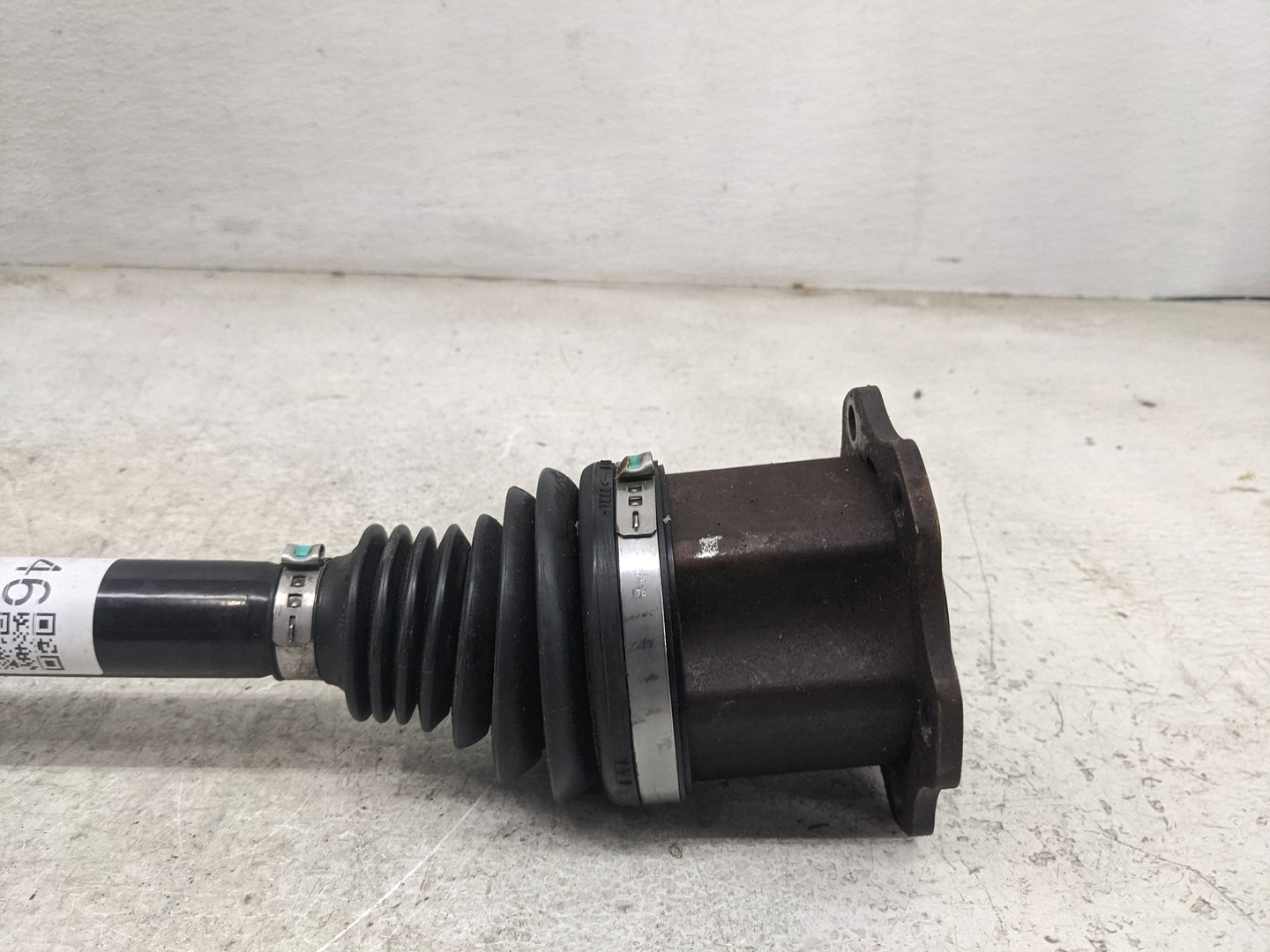 2016-2016 Audi A6 Axle Shaft Front Driver Cv C/v - Oemusedautoparts1.com
