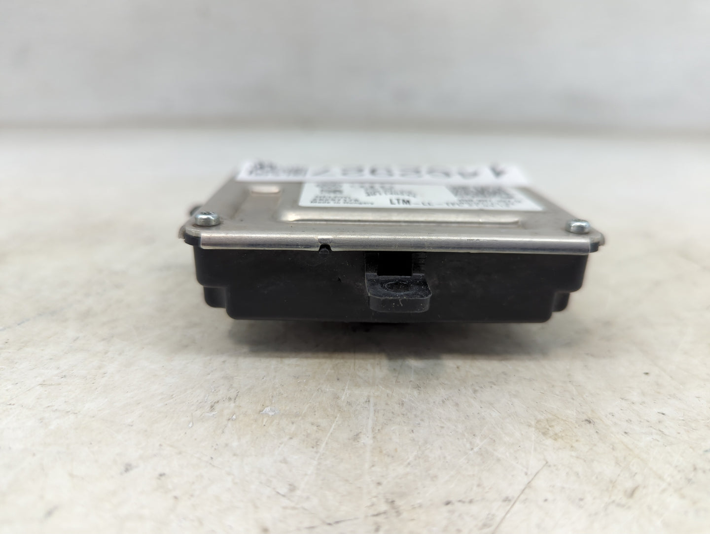 2014 Audi A6 Headlight Ballast Head Light 1462927 - Oemusedautoparts1.com