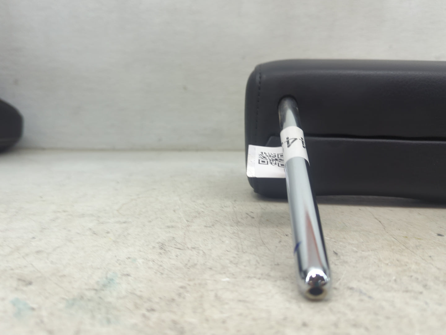 2014 Audi A6 Headrest Head Rest Front Driver Passenger Seat Fits OEM Used Auto Parts - Oemusedautoparts1.com
