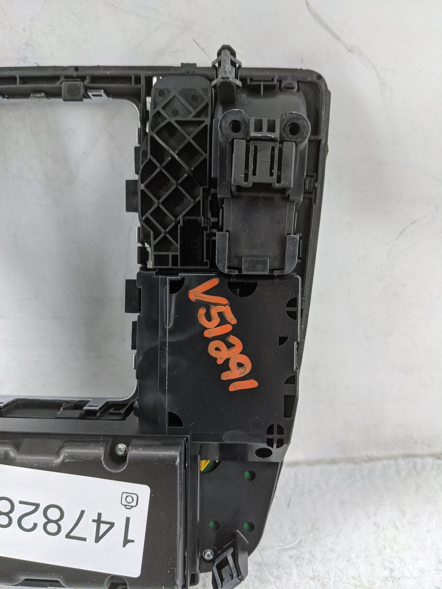 2012-2015 Audi A6 Radio Control Panel Black - Oemusedautoparts1.com
