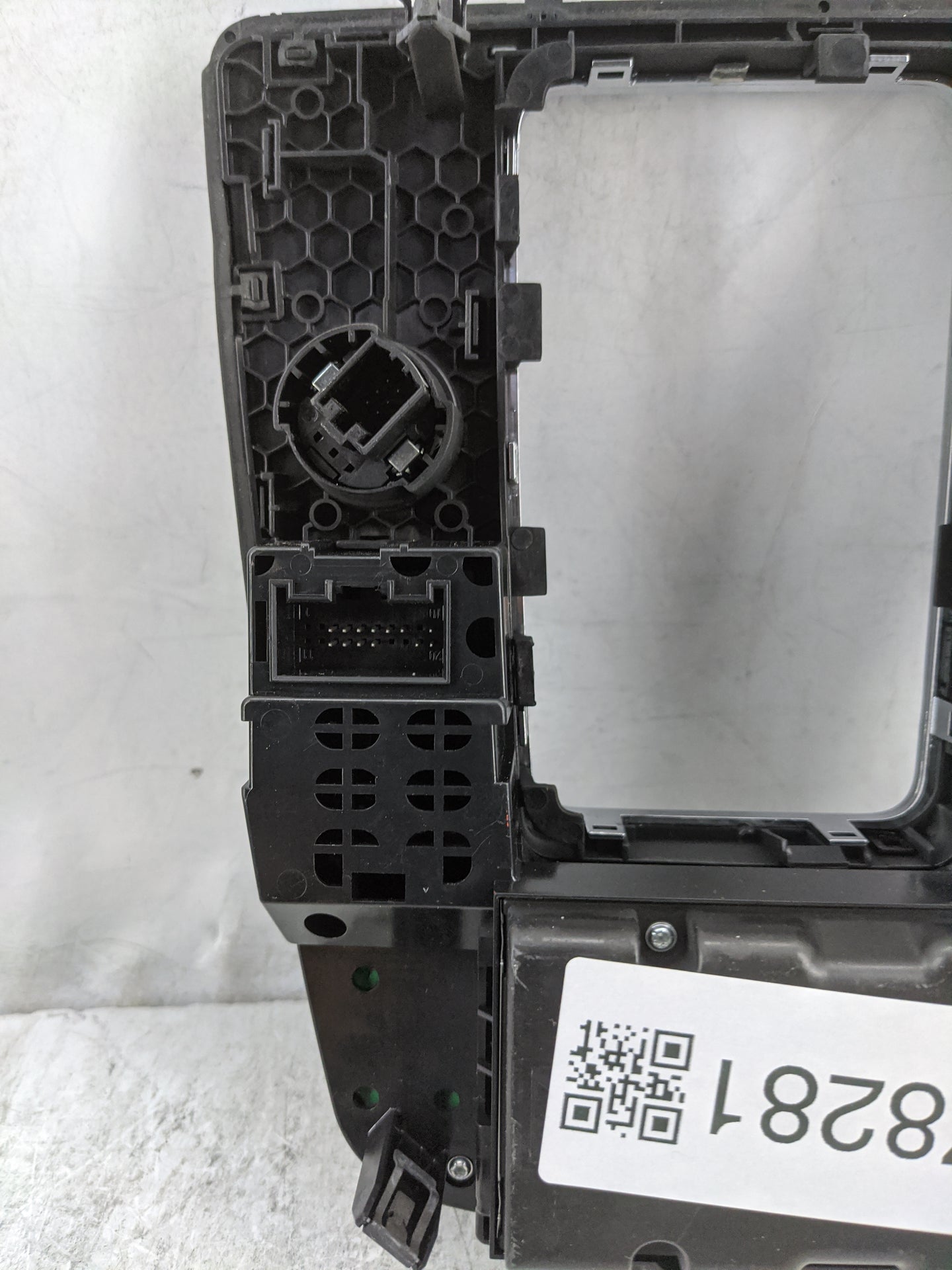 2012-2015 Audi A6 Radio Control Panel Black - Oemusedautoparts1.com