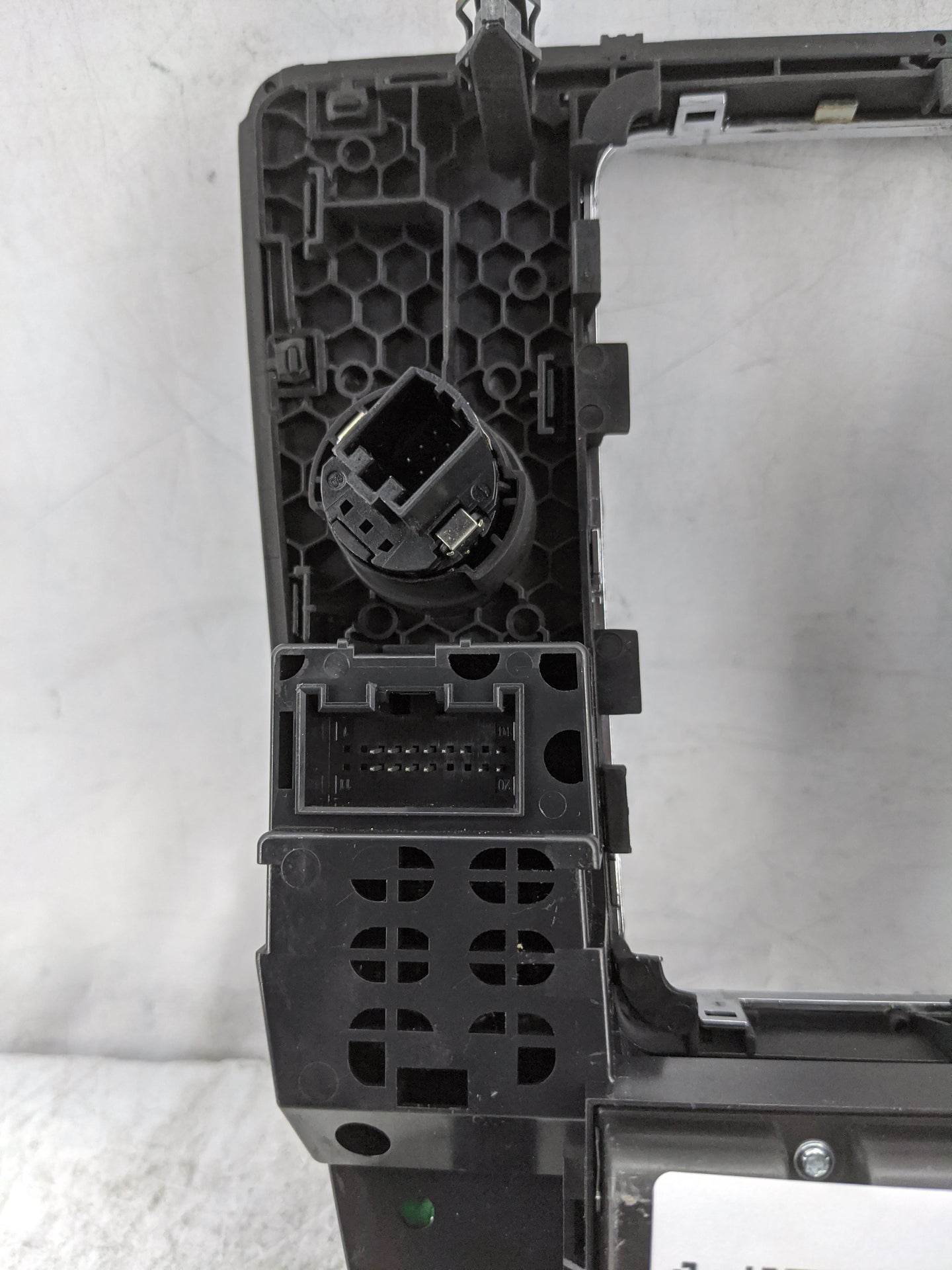 2014 Audi A6 Radio Control Panel - Oemusedautoparts1.com