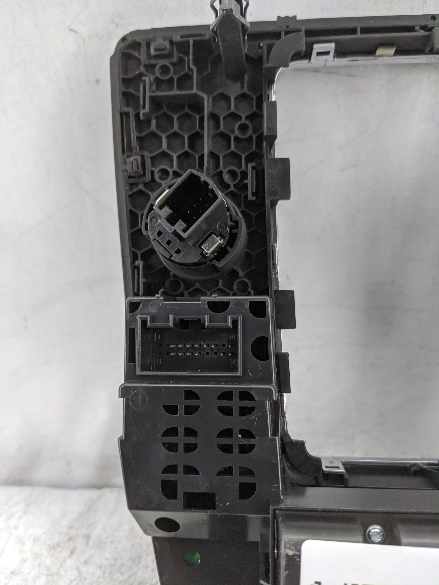 2014 Audi A6 Radio Control Panel - Oemusedautoparts1.com