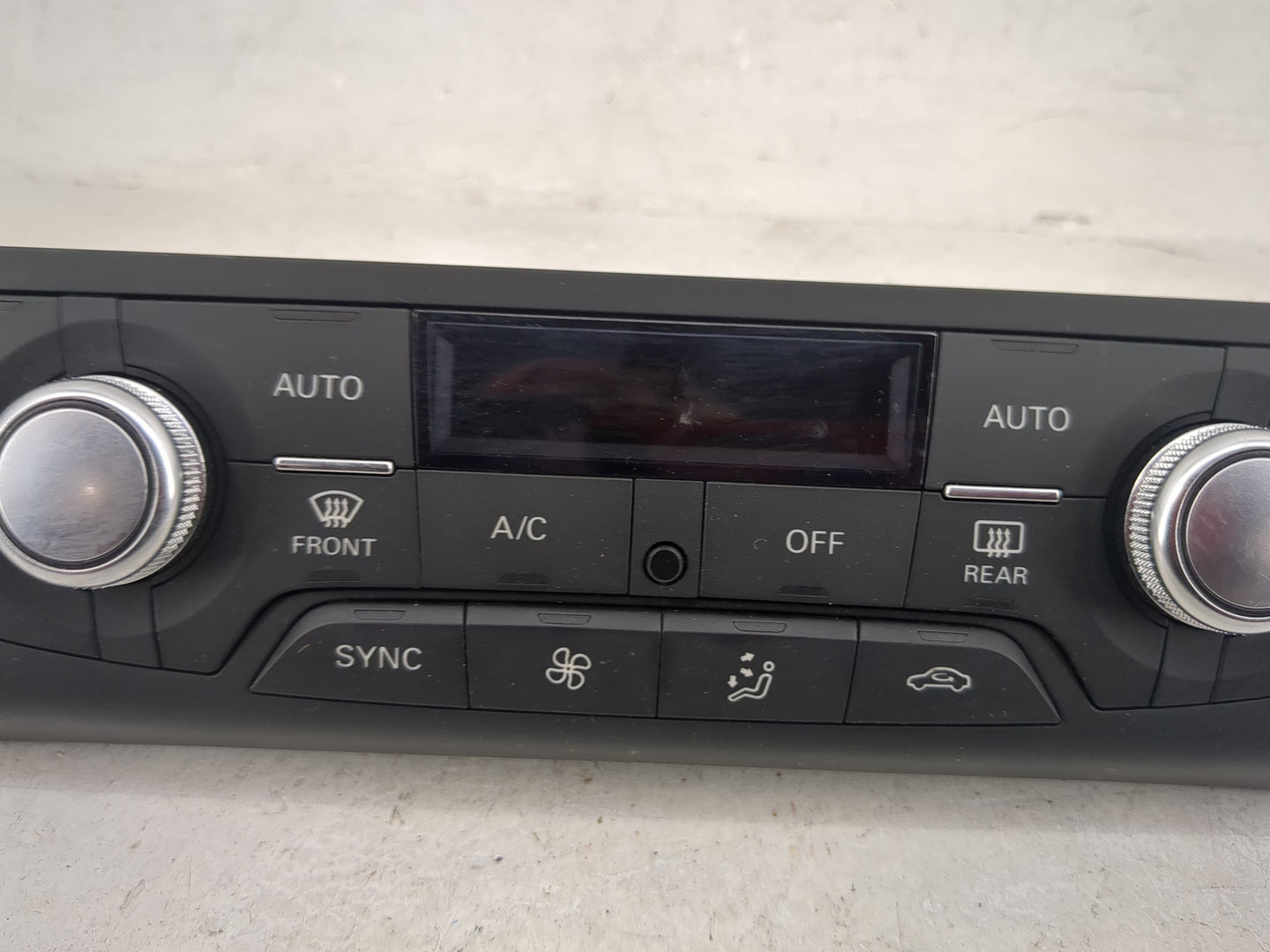 2014-2017 Audi A6 Climate Control Module Temperature AC/Heater Replacement P/N:4G0820043AM A2C85165000 Fits OEM Used Auto Pa