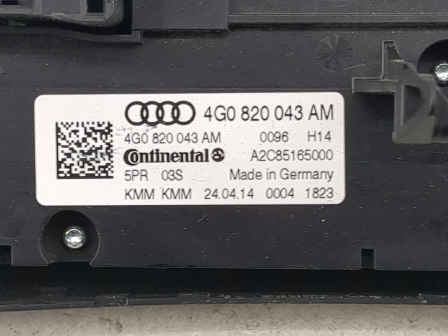 2014-2017 Audi A6 Climate Control Module Temperature AC/Heater Replacement P/N:4G0820043AM A2C85165000 Fits OEM Used Auto Pa