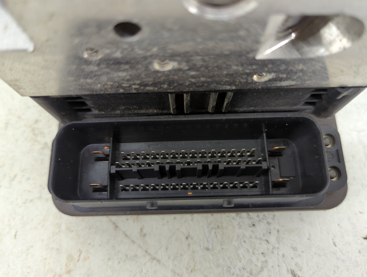 2014-2015 Audi A6 ABS Pump Control Module Replacement P/N:4G0907379M 4G0614517 Fits Fits 2014 2015 OEM Used Auto Parts - Oem