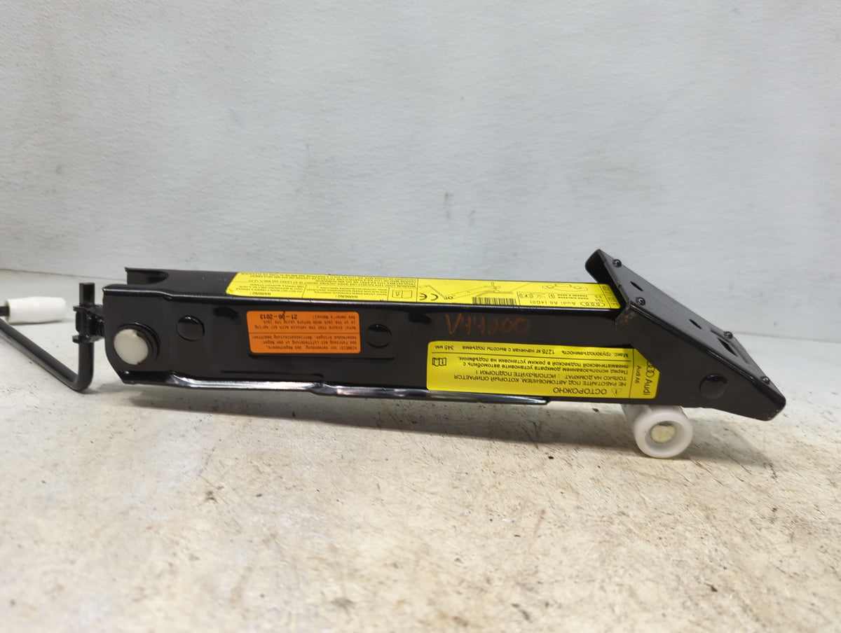 2014 Audi A6 Spare Scissor Car Jack 1512362 - Oemusedautoparts1.com