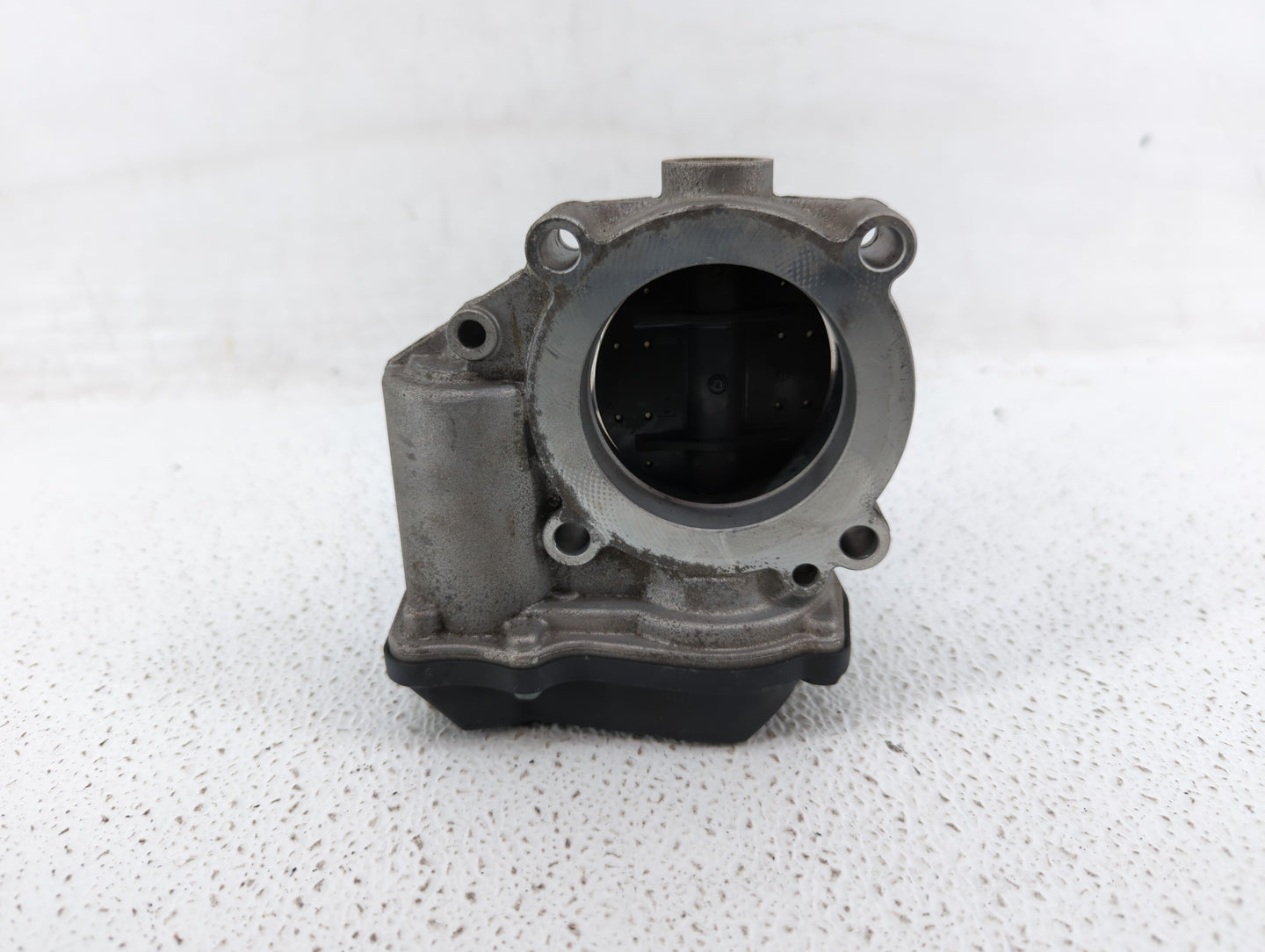 2012-2018 Audi A6 Throttle Body P/N:06F 133 062 T Fits OEM Used Auto Parts - Oemusedautoparts1.com