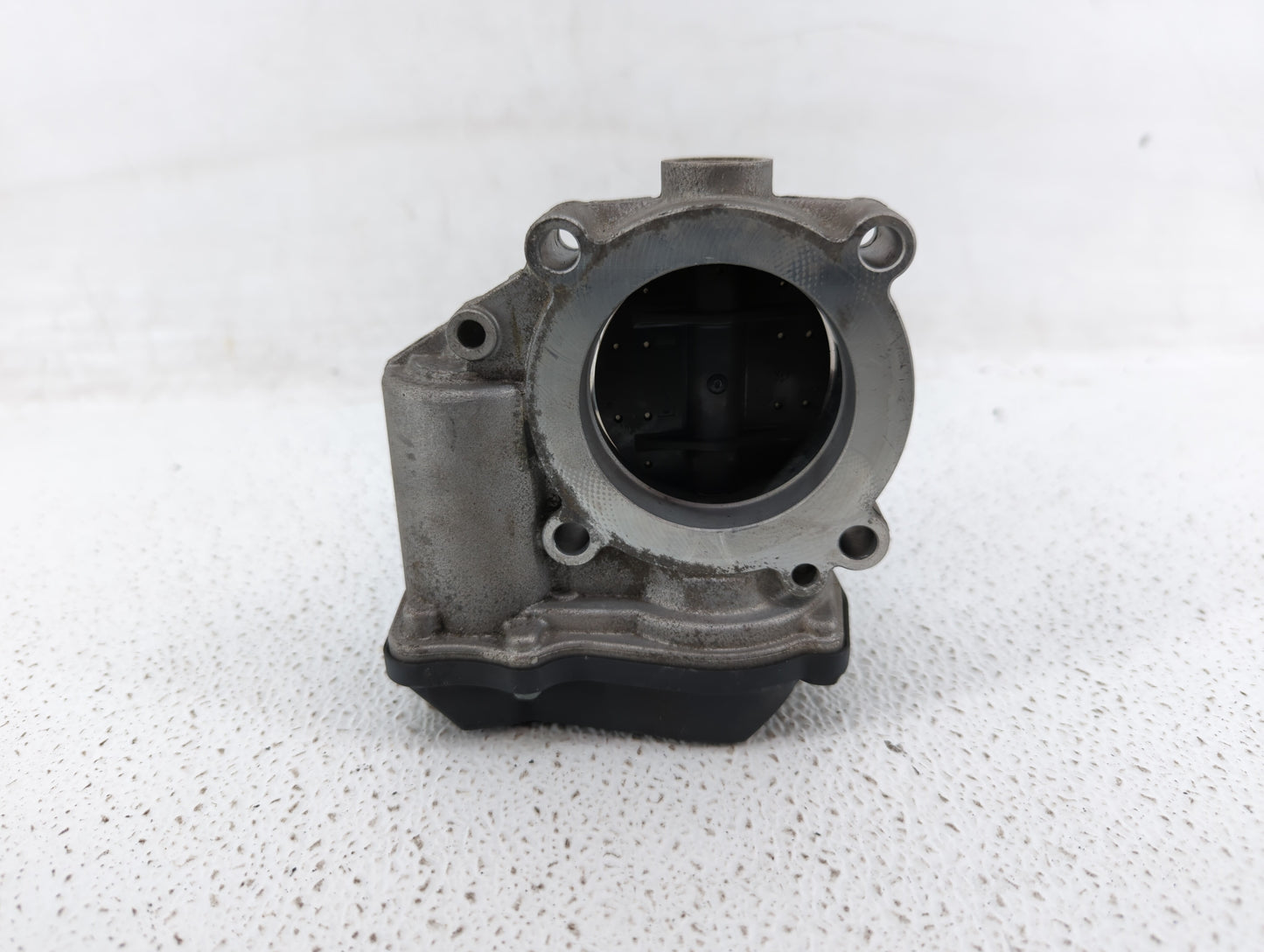 2012-2018 Audi A6 Throttle Body P/N:06F 133 062 T Fits OEM Used Auto Parts - Oemusedautoparts1.com
