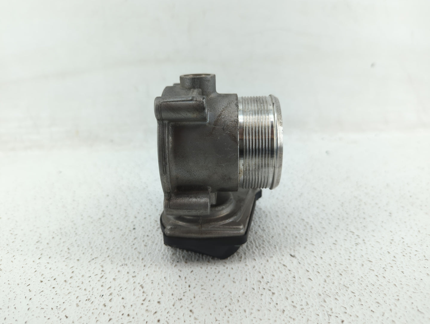 2012-2018 Audi A6 Throttle Body P/N:06F 133 062 T Fits OEM Used Auto Parts - Oemusedautoparts1.com