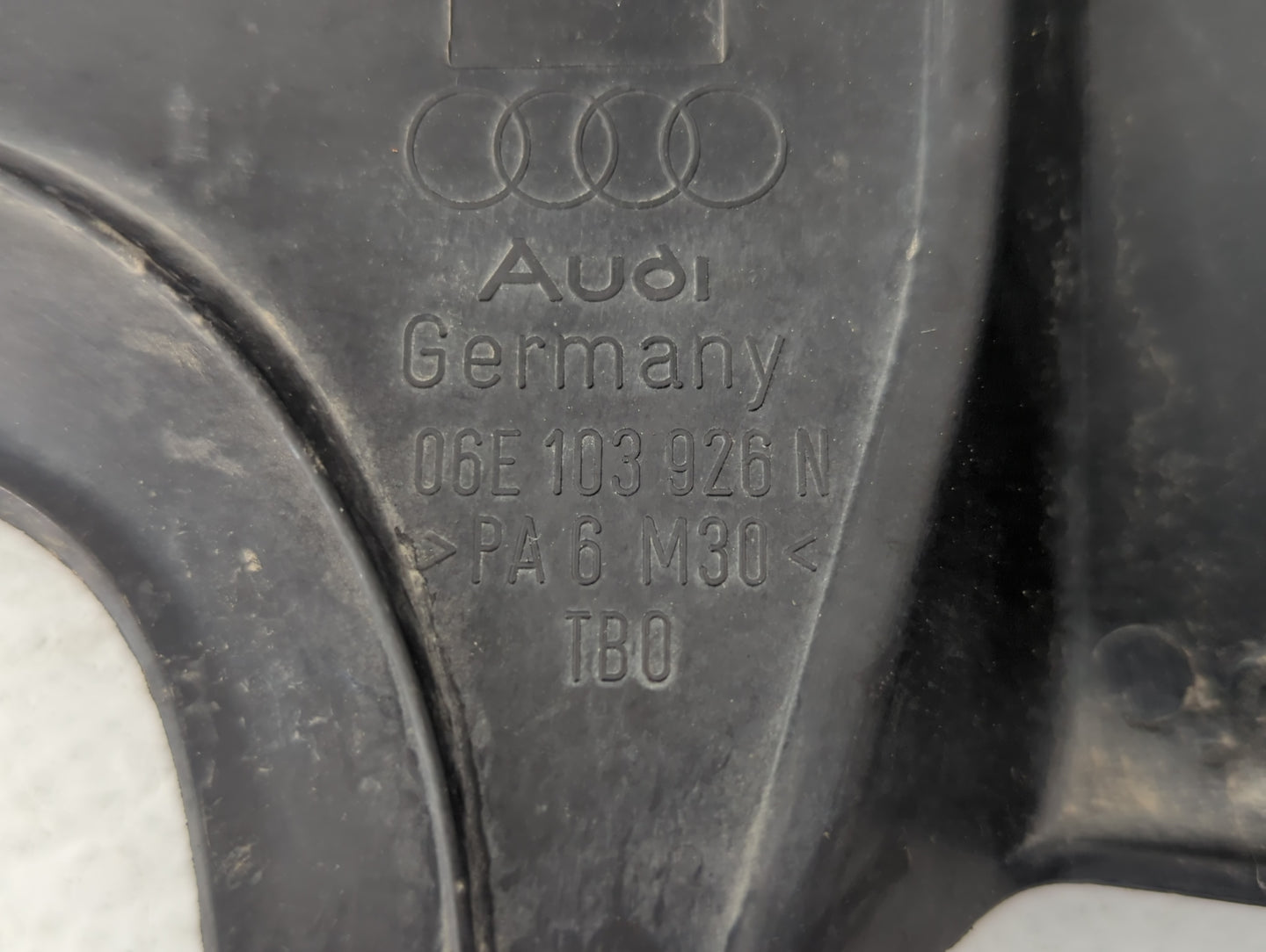 2014 Audi A6 Engine Cover - Oemusedautoparts1.com
