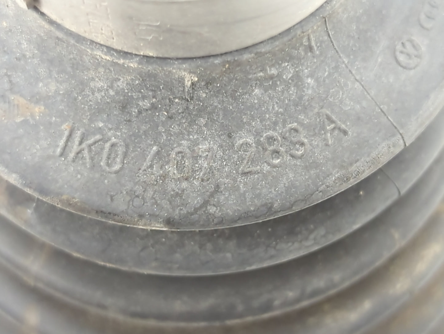 2012-2018 Audi A6 Axle Shaft Front Passenger Cv C/v - Oemusedautoparts1.com