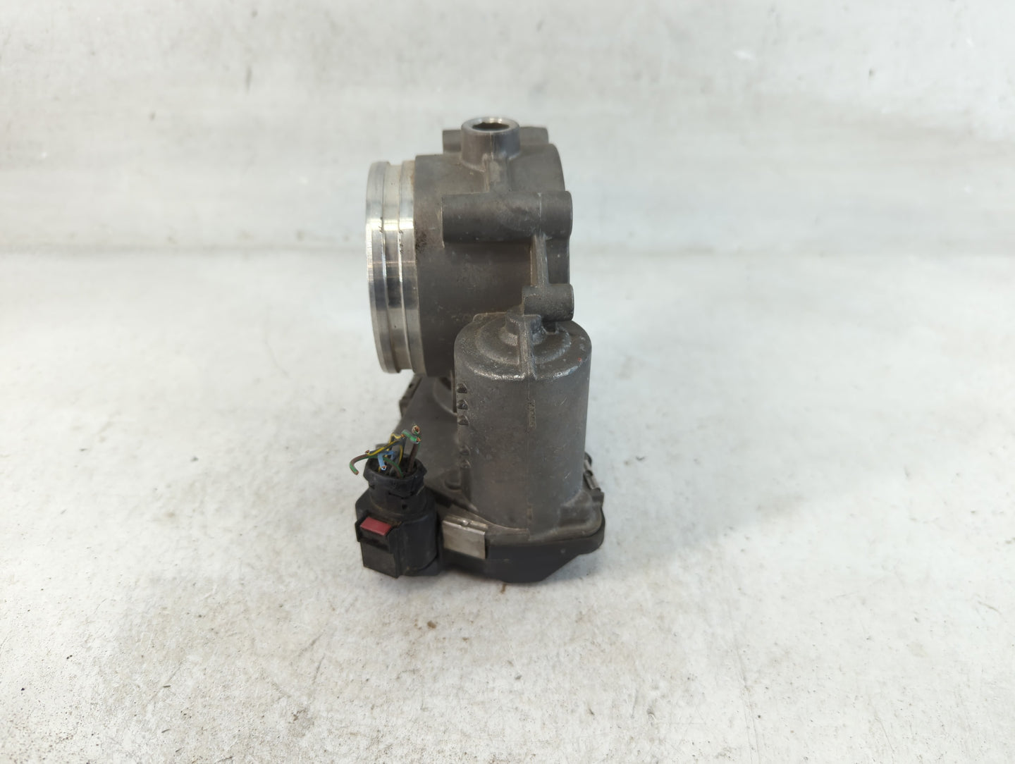 2012-2018 Audi A6 Throttle Body P/N:06E 133 062 H Fits OEM Used Auto Parts - Oemusedautoparts1.com