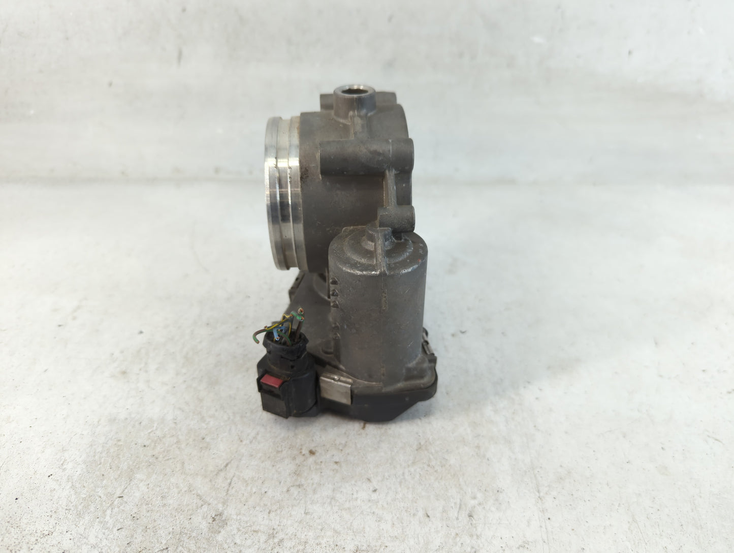 2012-2018 Audi A6 Throttle Body P/N:06E 133 062 H Fits OEM Used Auto Parts - Oemusedautoparts1.com