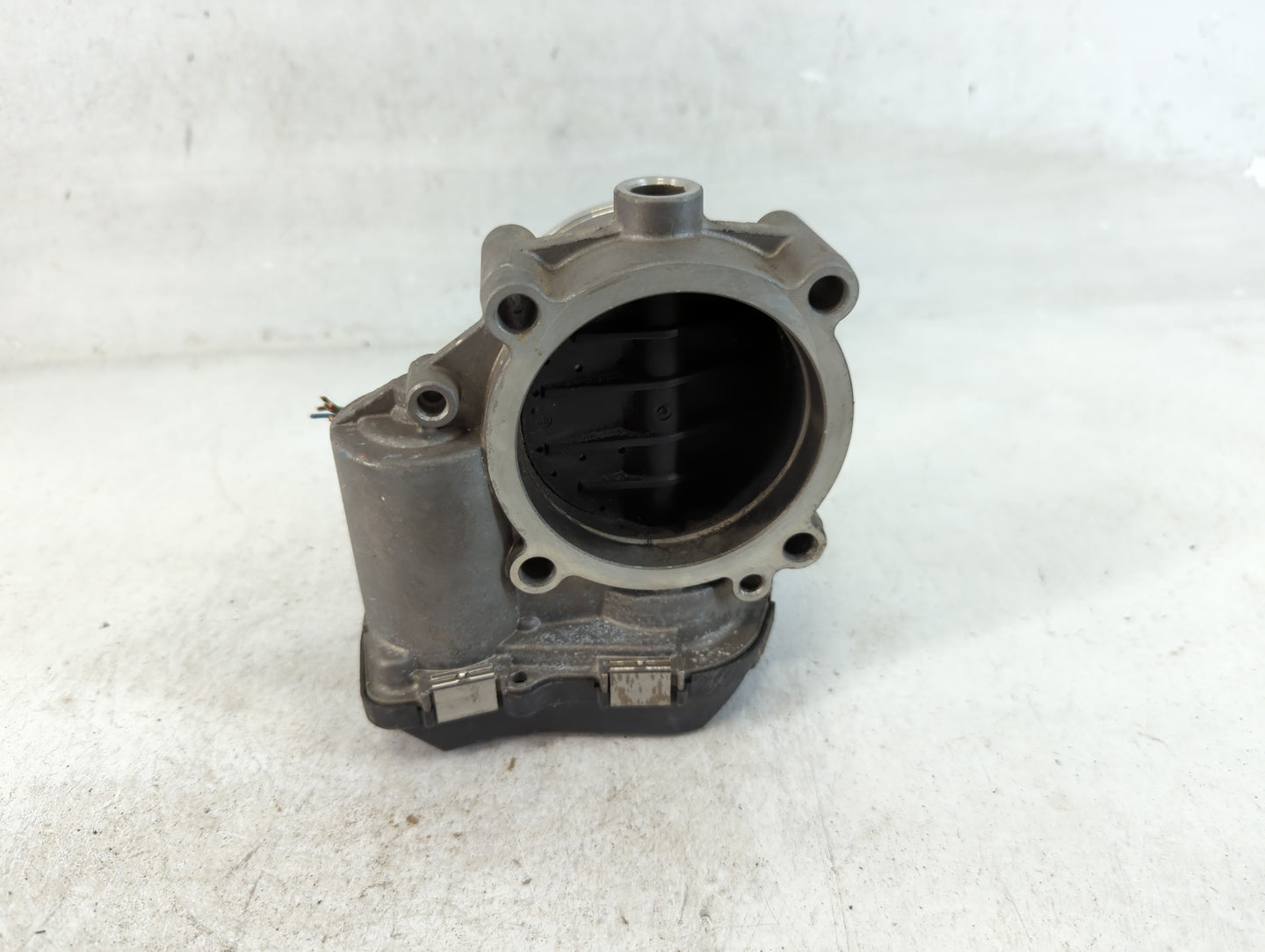 2012-2018 Audi A6 Throttle Body P/N:06E 133 062 H Fits OEM Used Auto Parts - Oemusedautoparts1.com