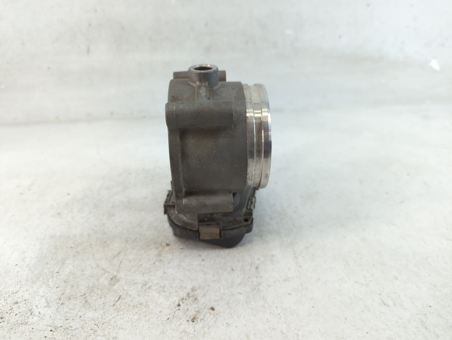 2012-2018 Audi A6 Throttle Body P/N:06E 133 062 H Fits OEM Used Auto Parts - Oemusedautoparts1.com