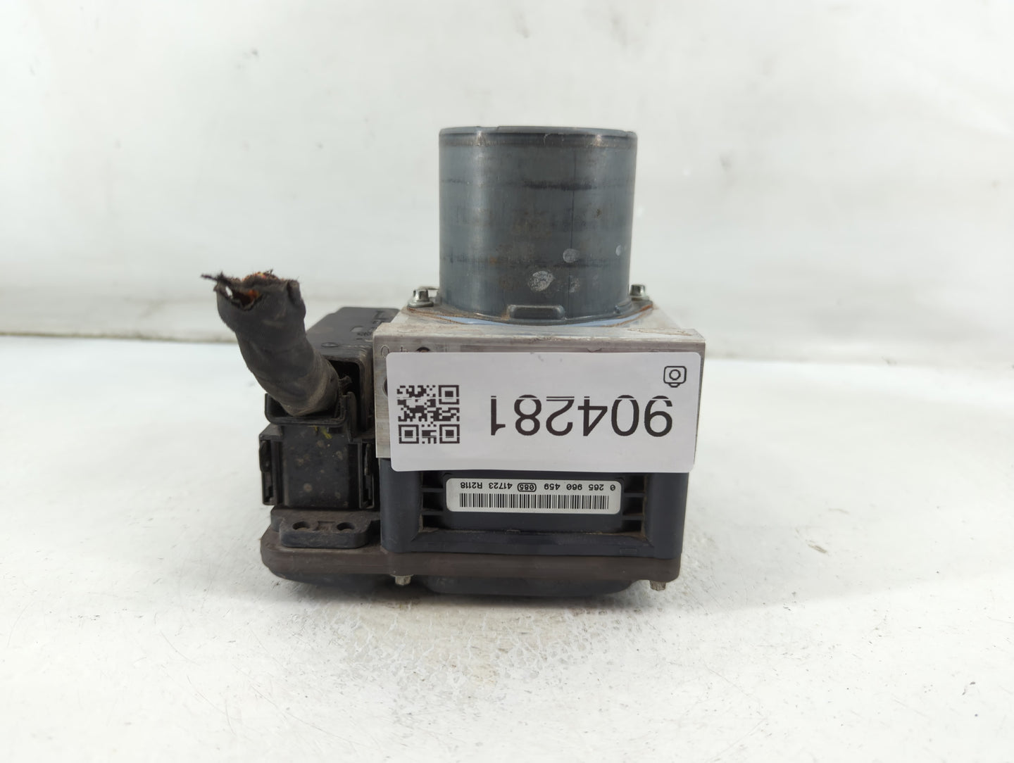 2014-2015 Audi A6 ABS Pump Control Module Replacement P/N:4G0 907 379 L Fits Fits 2014 2015 OEM Used Auto Parts - Oemusedaut