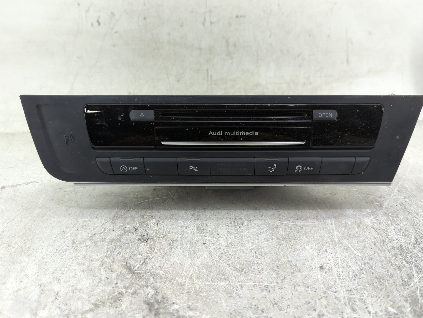 2012-2015 Audi A7 Radio AM FM Cd Player Receiver Replacement P/N:4G0035746E Fits Fits 2012 2013 2014 2015 OEM Used Auto Part