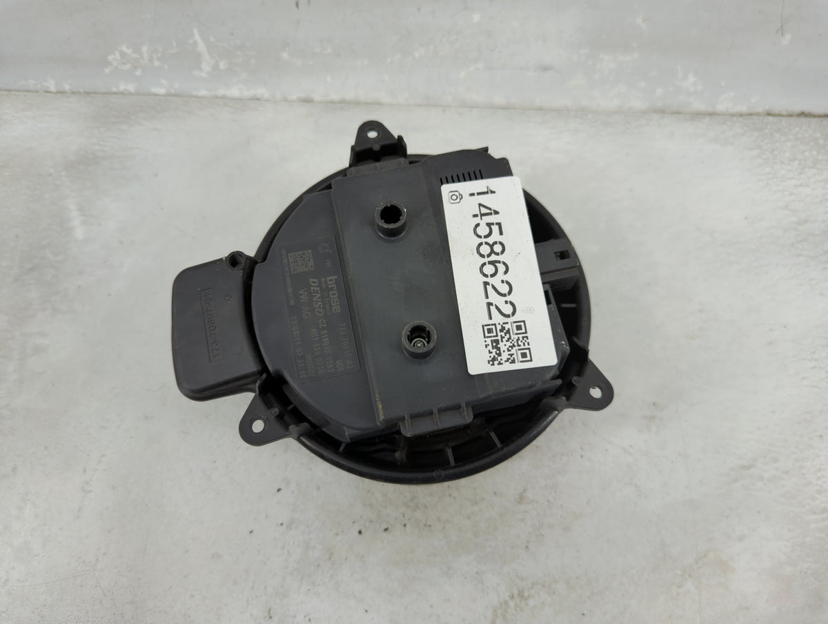 2012-2018 Audi A7 Heater AC Blower Motor P/N:773.70815.03 CZ 016070-1265 Fits Fits 2011 2012 2013 2014 2015 2016 2017 2018 O