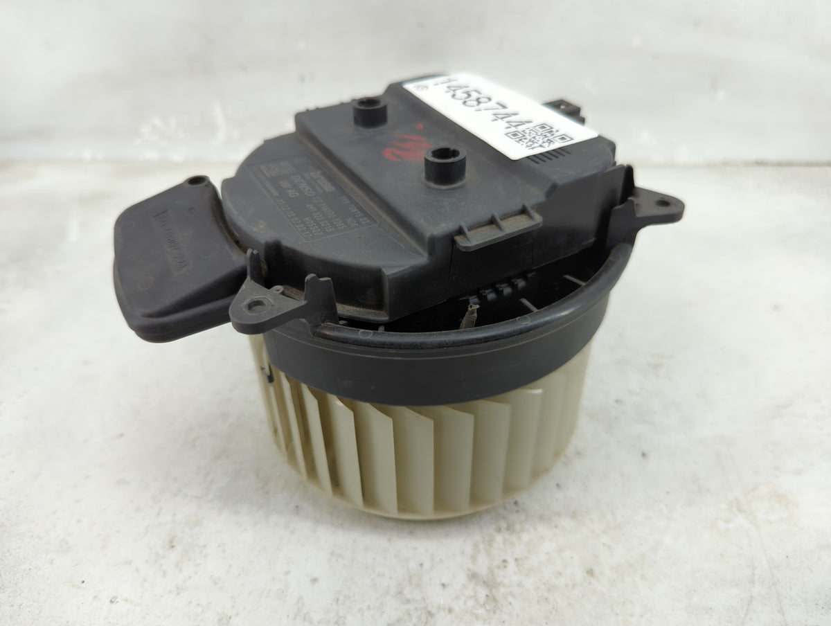 2012-2018 Audi A7 Heater AC Blower Motor P/N:773.70815.03 CZ 016070-1265 Fits Fits 2011 2012 2013 2014 2015 2016 2017 2018 O