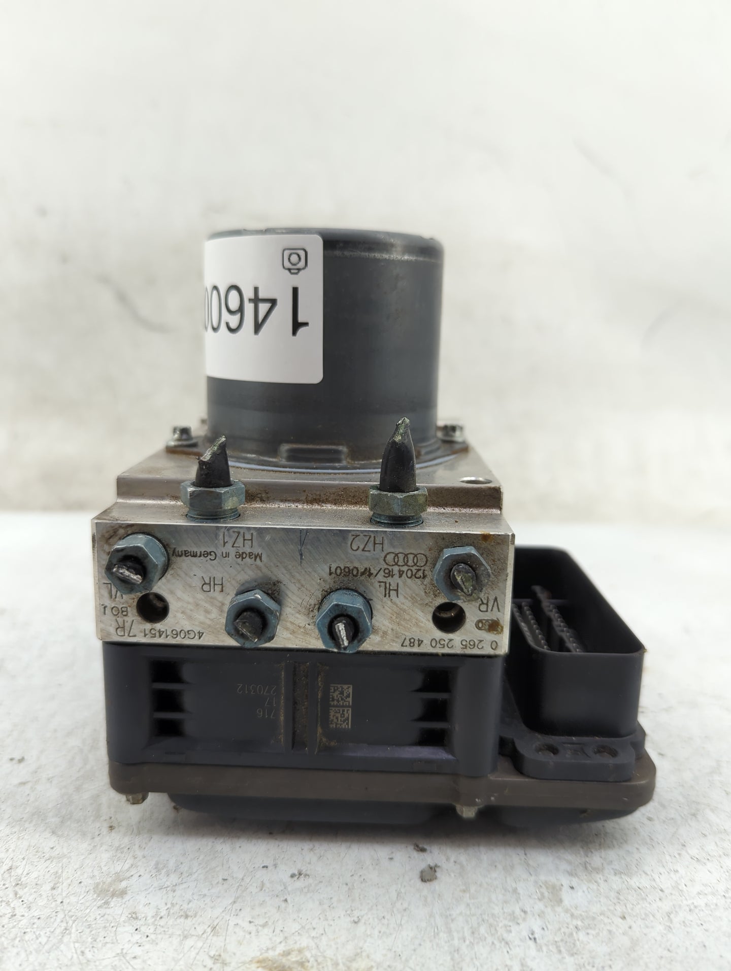 2012-2014 Audi A7 ABS Pump Control Module Replacement P/N:4G0 907 379 H 0265250562, 0265950662 Fits Fits 2012 2013 2014 2015