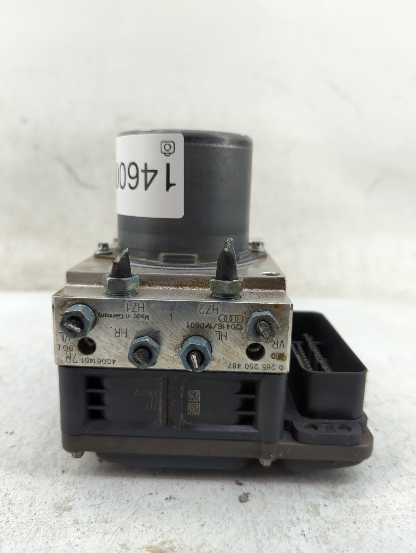 2012-2014 Audi A7 ABS Pump Control Module Replacement P/N:4G0 907 379 H 0265250562, 0265950662 Fits Fits 2012 2013 2014 2015