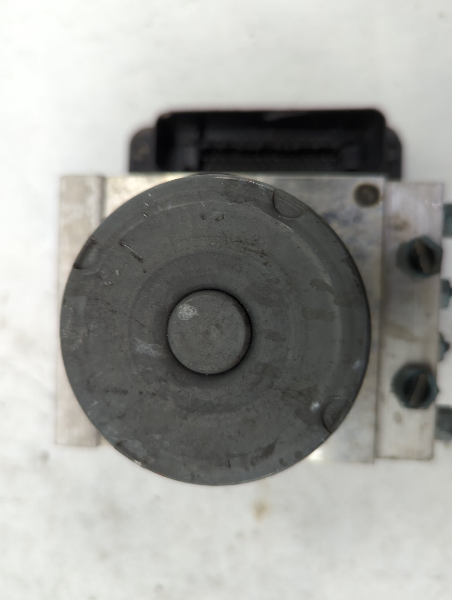 2012-2014 Audi A7 ABS Pump Control Module Replacement P/N:4G0 907 379 H 0265250562, 0265950662 Fits Fits 2012 2013 2014 2015