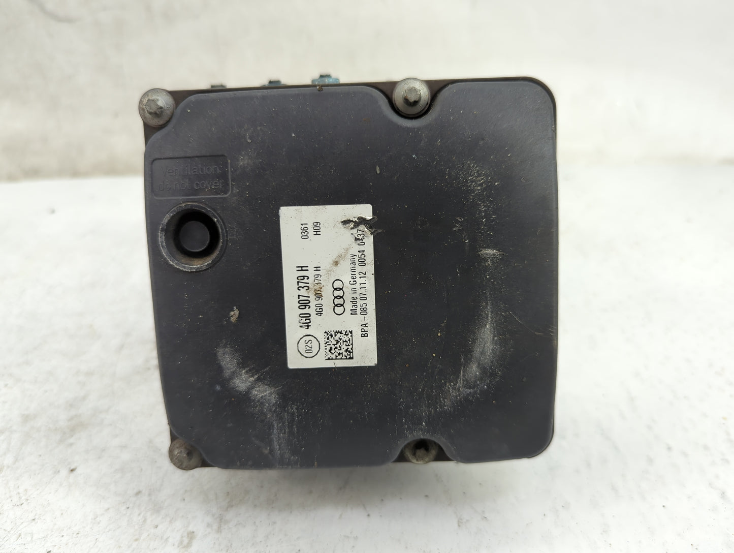 2012-2014 Audi A7 ABS Pump Control Module Replacement P/N:4G0 907 379 H 0265250562, 0265950662 Fits Fits 2012 2013 2014 2015