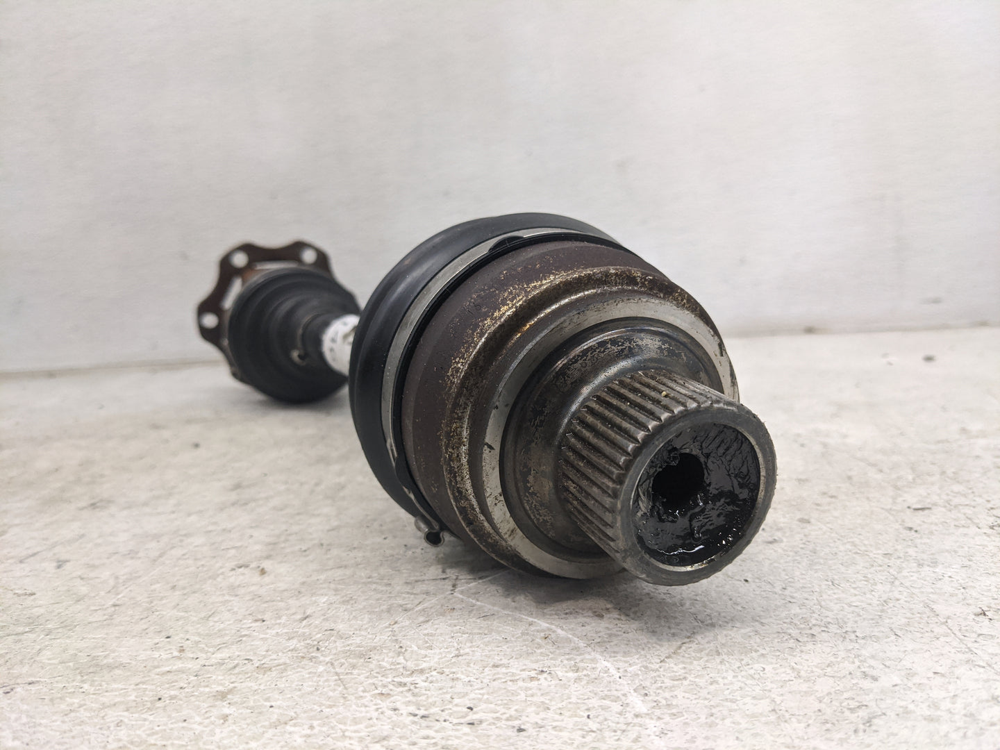 2016-2018 Audi A7 Axle Shaft Front Driver Cv C/v - Oemusedautoparts1.com