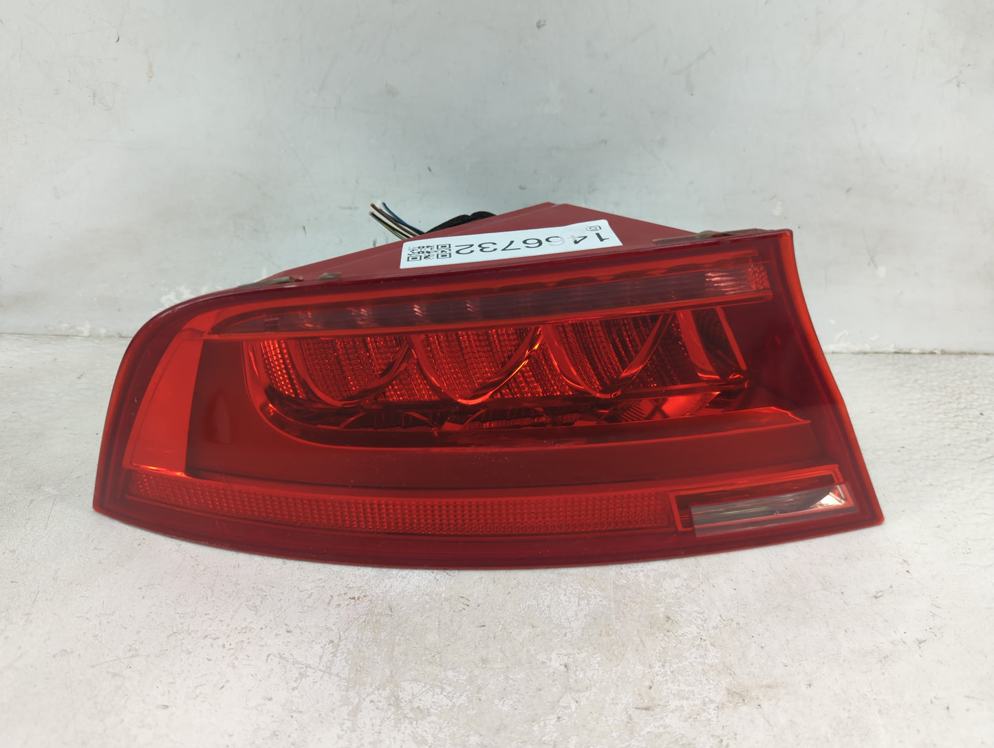 2012-2015 Audi A7 Tail Light Assembly Driver Left OEM P/N:4G8.945.095A 597003 Fits Fits 2012 2013 2014 2015 OEM Used Auto Pa