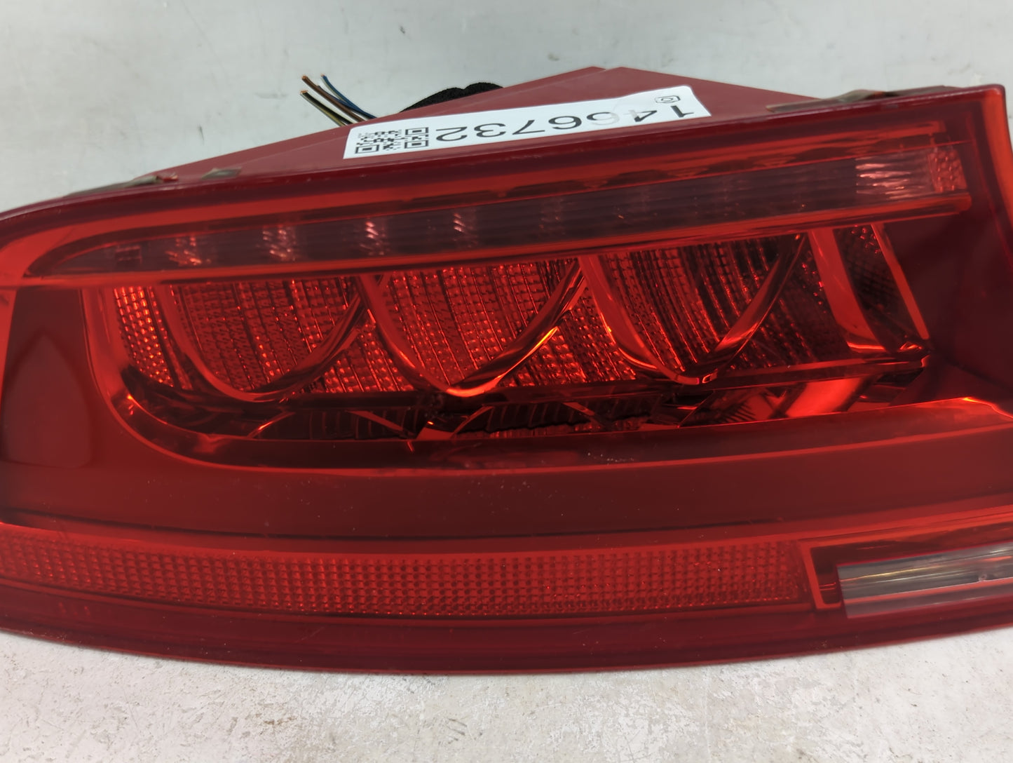 2012-2015 Audi A7 Tail Light Assembly Driver Left OEM P/N:4G8.945.095A 597003 Fits Fits 2012 2013 2014 2015 OEM Used Auto Pa